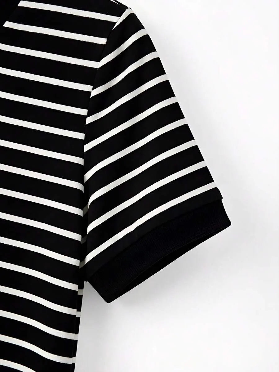 SHEIN V تي شيرت نسائي مخطط بأكمام قصيرة وياقة