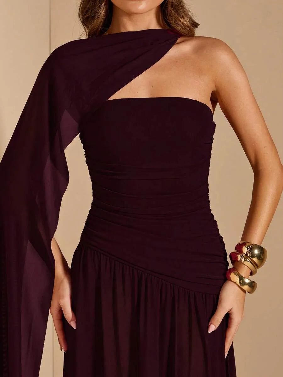 SHEIN BAE A فستان أنيق بدون أكمام بخطوط مجعدة على شكل حرف