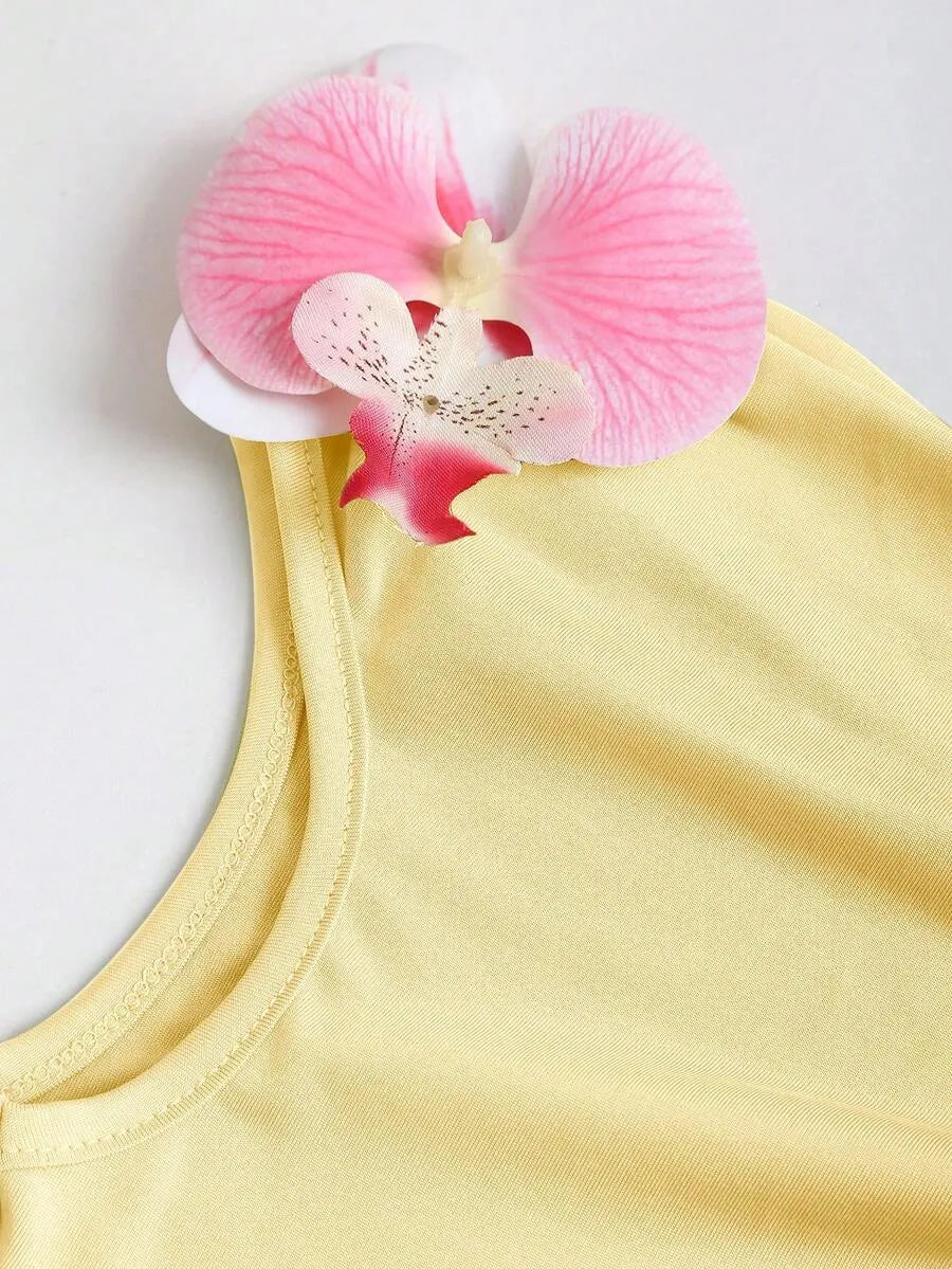 SHEIN Sweetra طقم نسائي أصفر أنيق من قطعتين بتصميم أكتاف مكشوفة