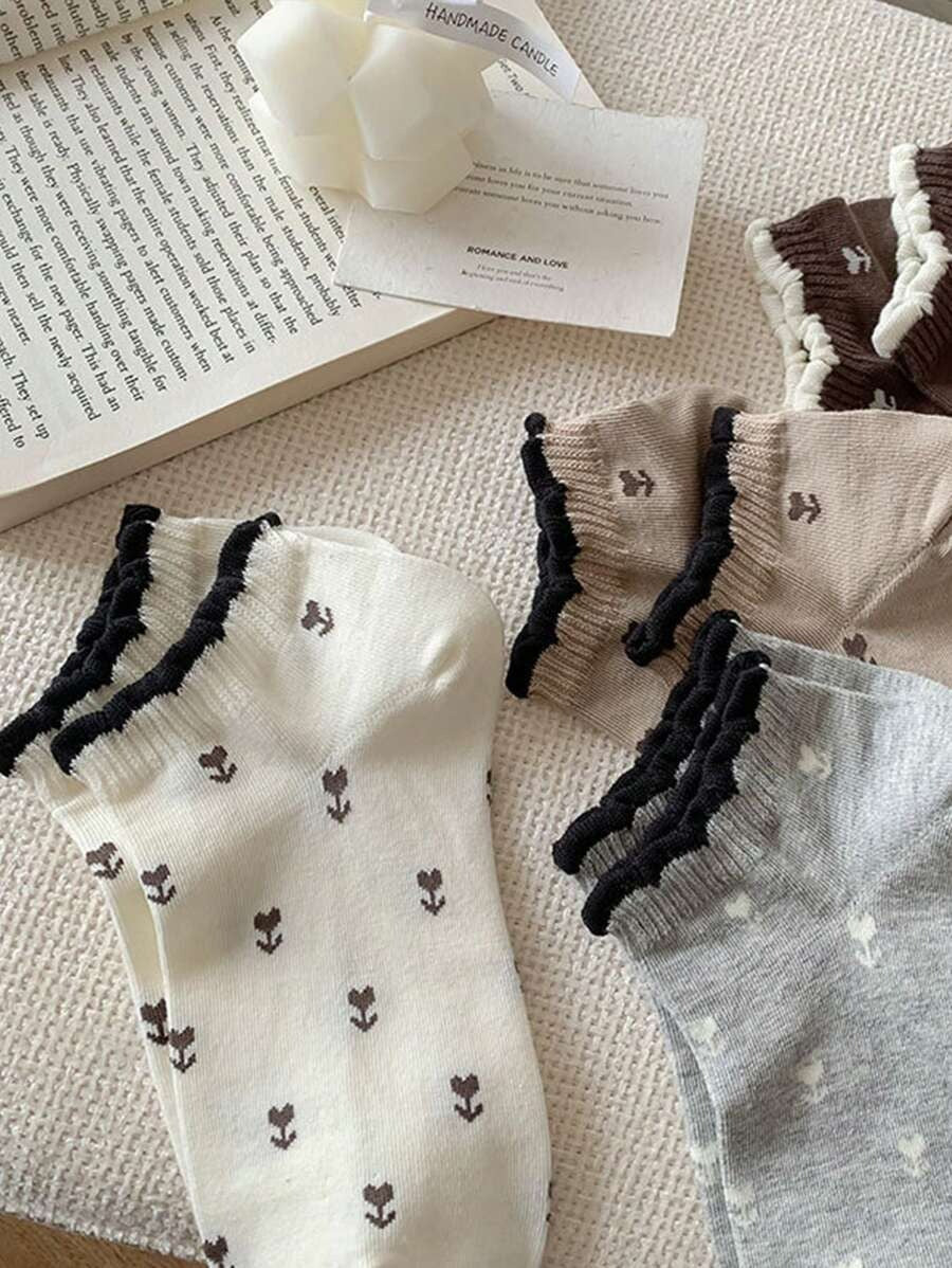 SHEIN ٥ أزواج جوارب كاحل بنقش زهور وألوان ناعمة