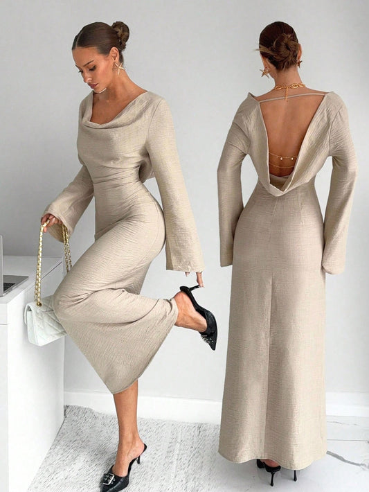 SHEIN Siren Gaze فستان مطوي مجعد الخصر بدون ظهر بلون مشمشي