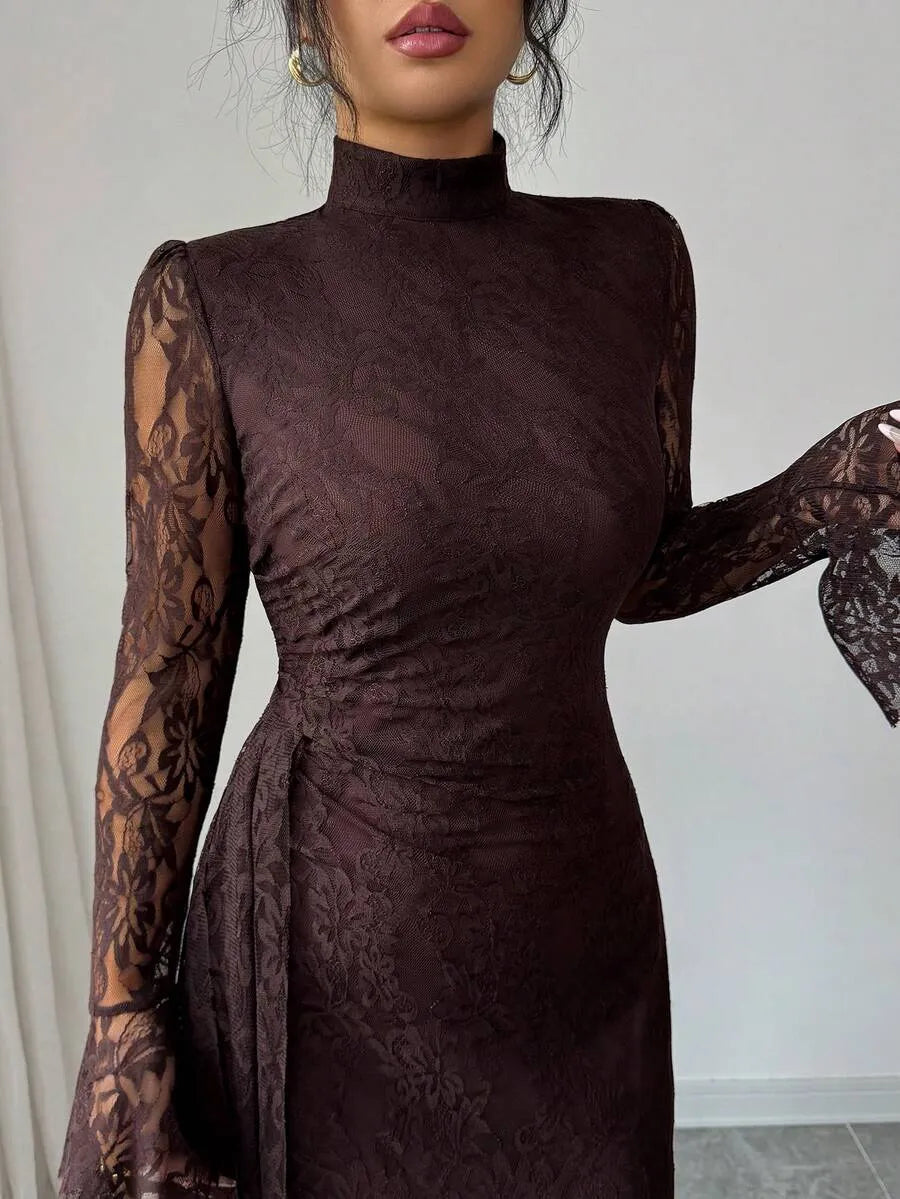 SHEIN Elenzya فستان طويل لون القهوة بأكمام واسعة وخصر عالي وتفاصيل كروشيه