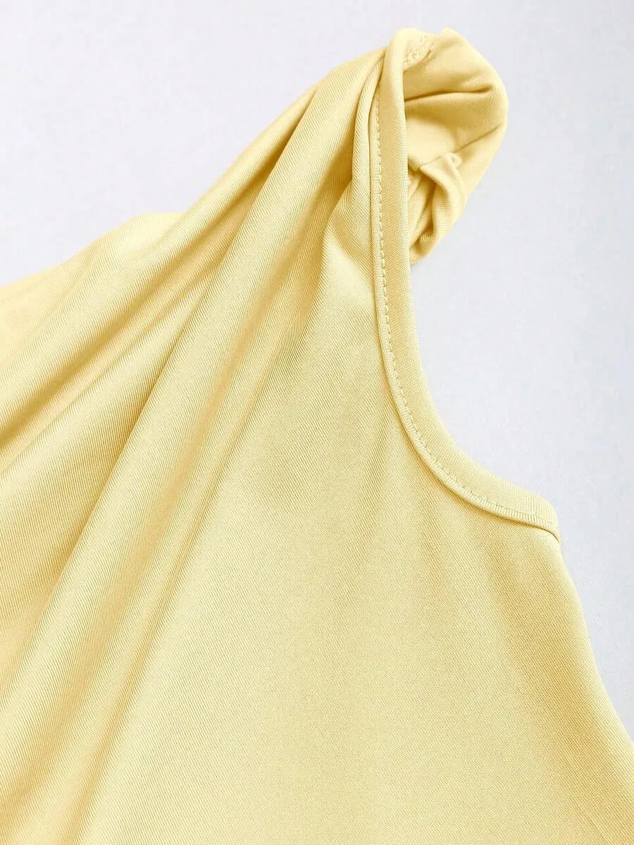 SHEIN Sweetra طقم نسائي أصفر أنيق من قطعتين بتصميم أكتاف مكشوفة