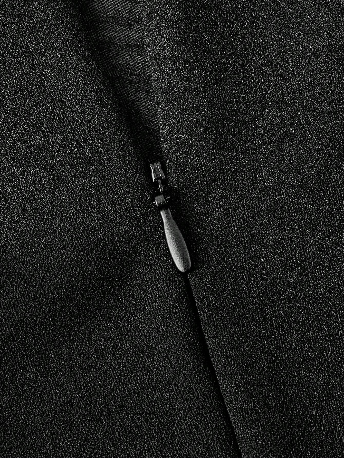 SHEIN MOD فستان متوسط الطول بدون أكمام مع ربطة عنق