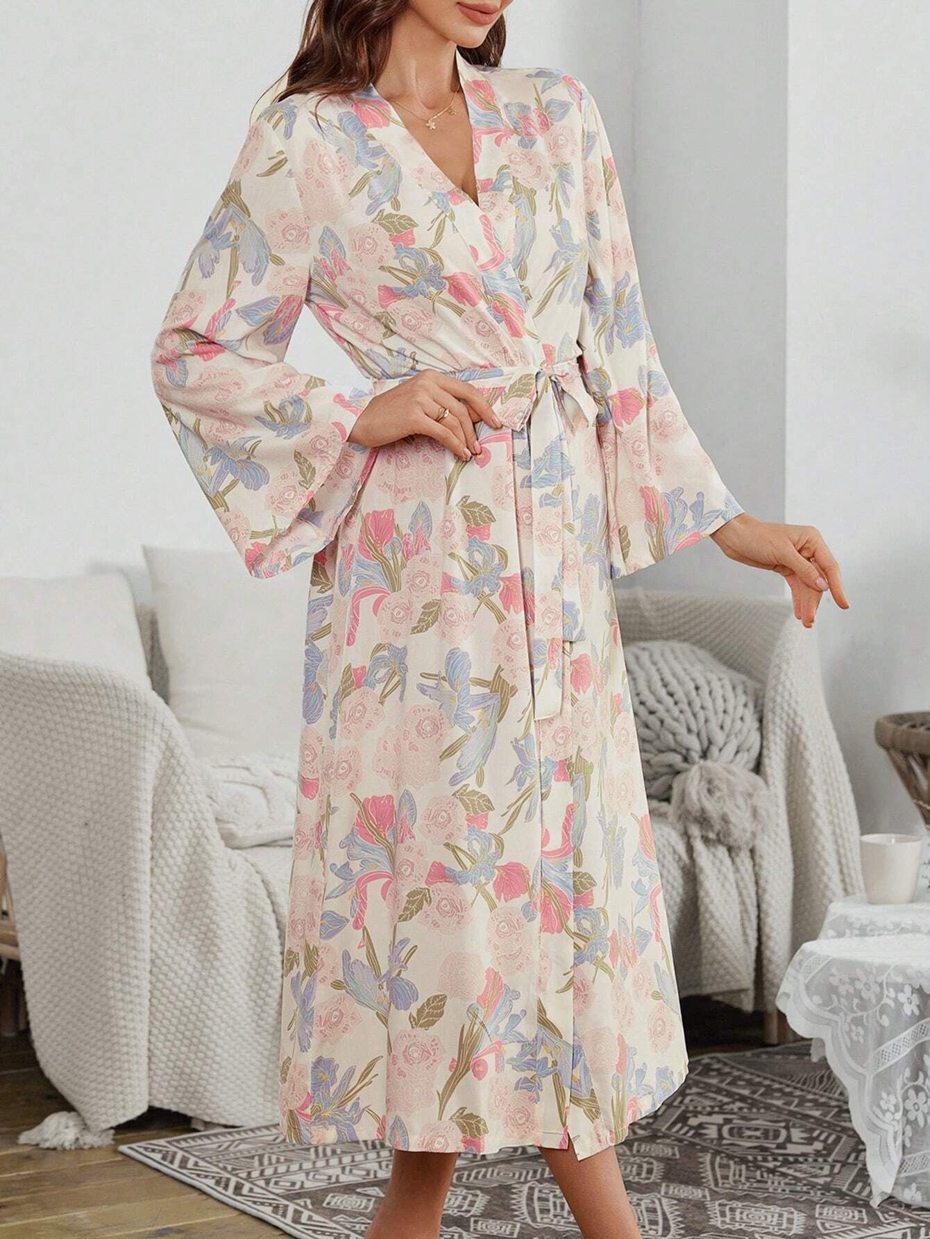 SHEIN Serenescape روب منزلي مزخرف بالزهور