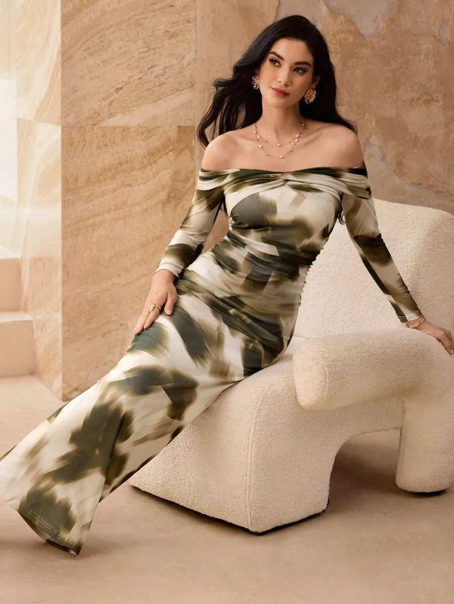 SHEIN Modelyn فستان طويل ضيق مكشوف الكتفين بأكمام طويلة وخصر ملتوي بتصميم غير متماثل ومتعدد الألوان