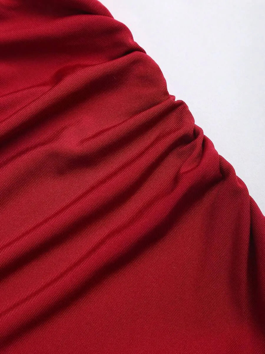 SHEIN Sweetra فستان ترتر أحمر بقصة ضيقة وخصر مطوي أنيق