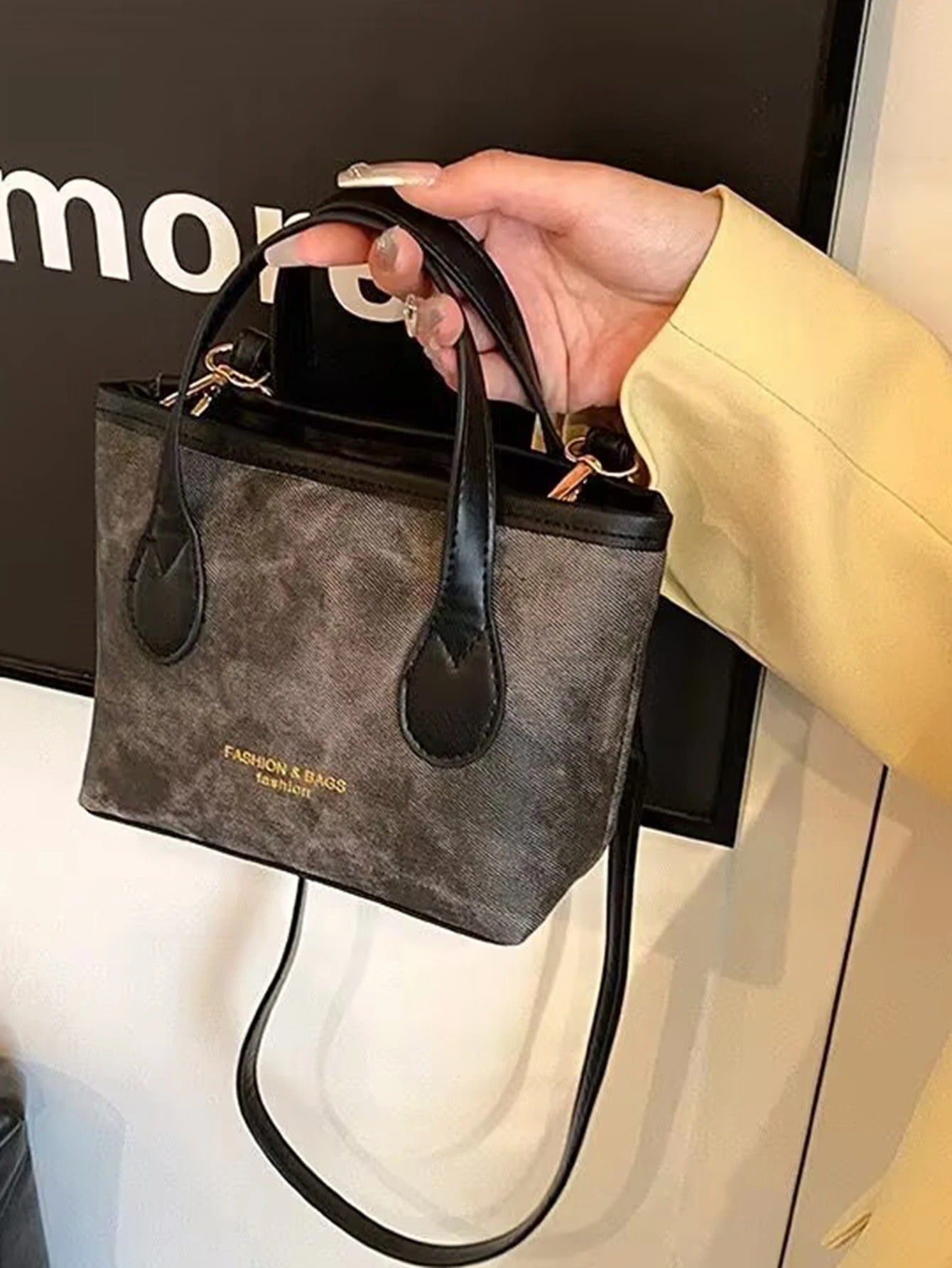 SHEIN حقيبة كتف كروس نسائية كبيرة السعة