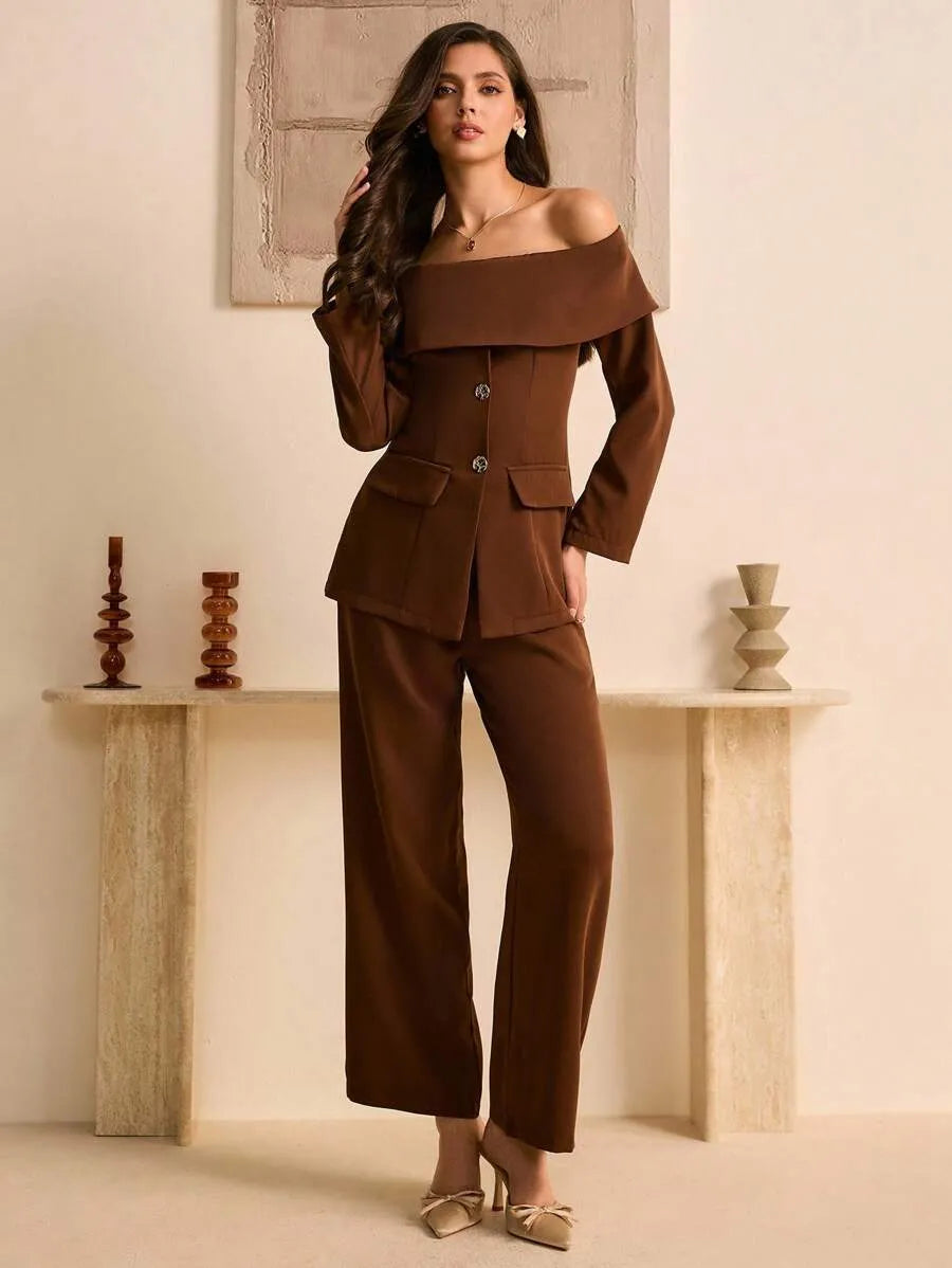 SHEIN Lyxana بدلة نسائية بكتف مكشوف وخصر محدد وحزام معدني بلون بني