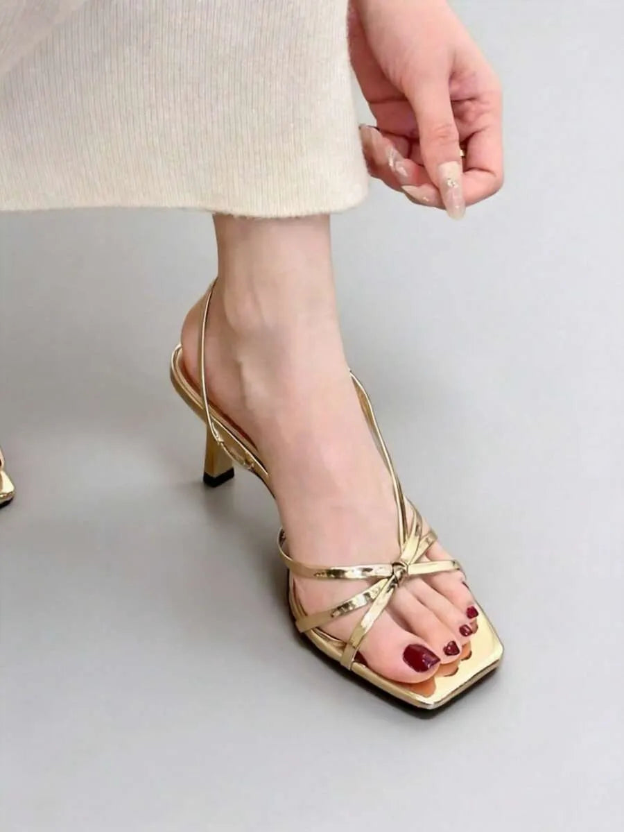 SHEIN صنادل نسائية بكعب رفيع مفتوحة الأصابع لون أصفر