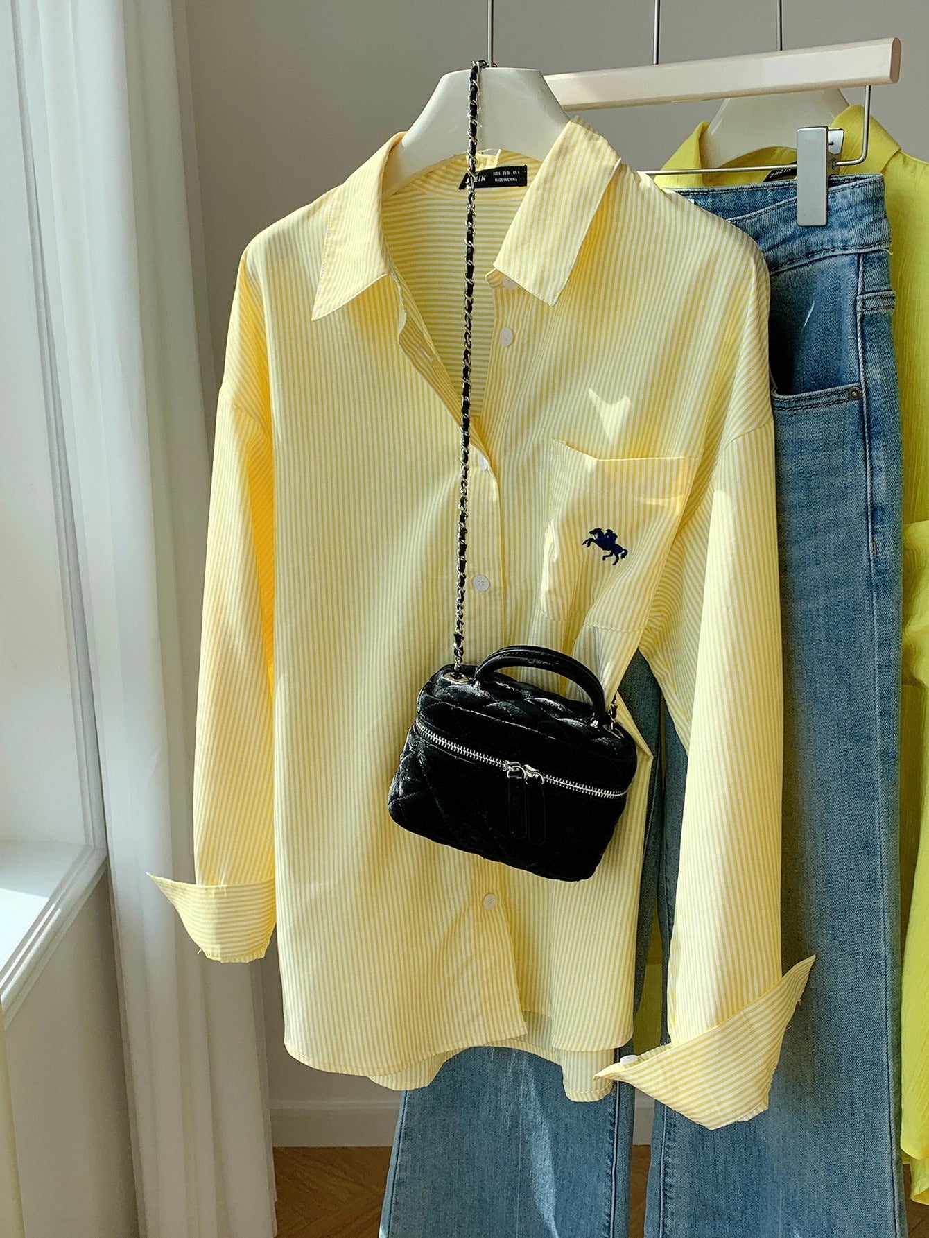 SHEIN Muchica  بلوزة كاجوال فضفاضة وأنيقة بلون أصفر