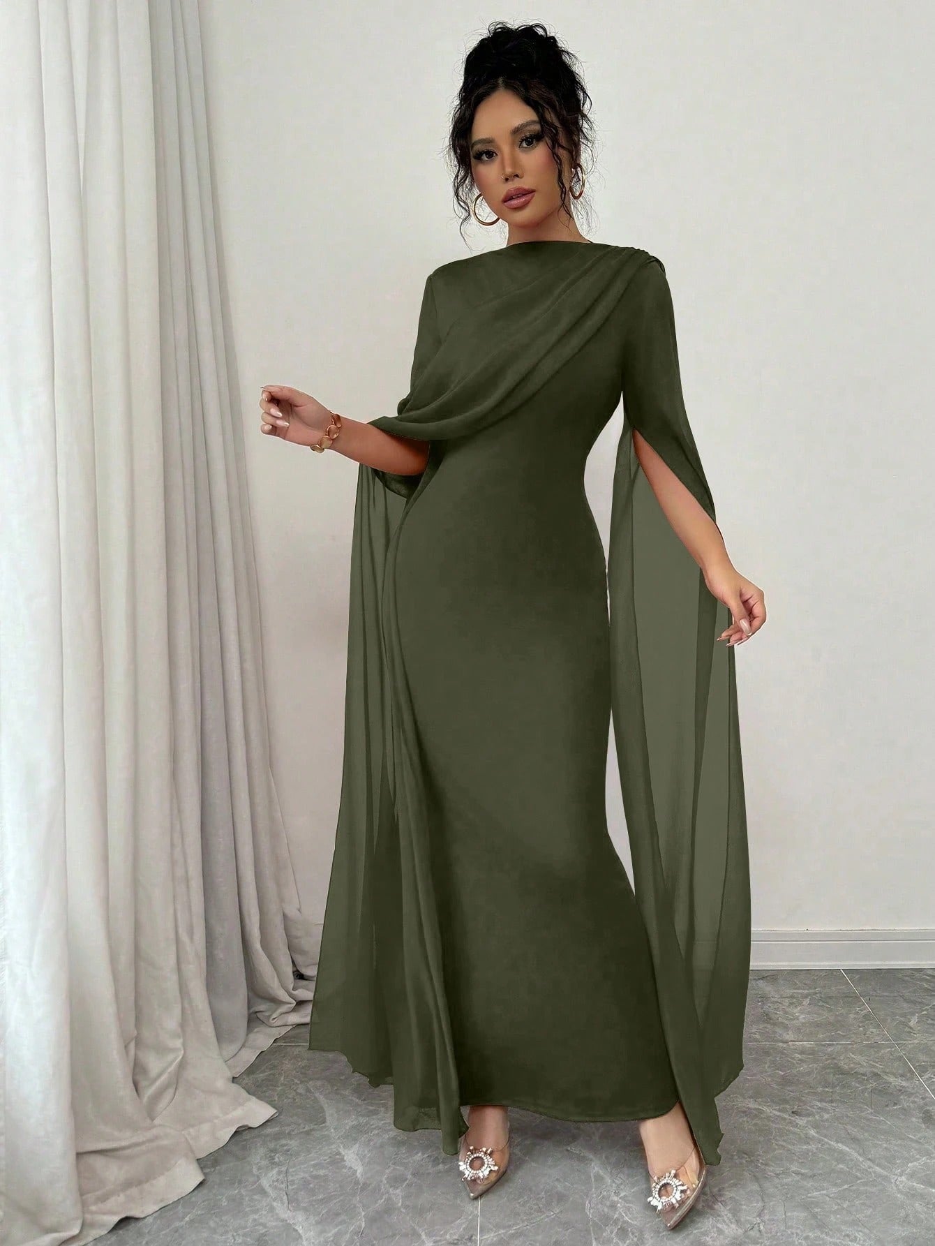 SHEIN Rafferiza Petite فستان أحمر بخصر مجمع وكتف مائل