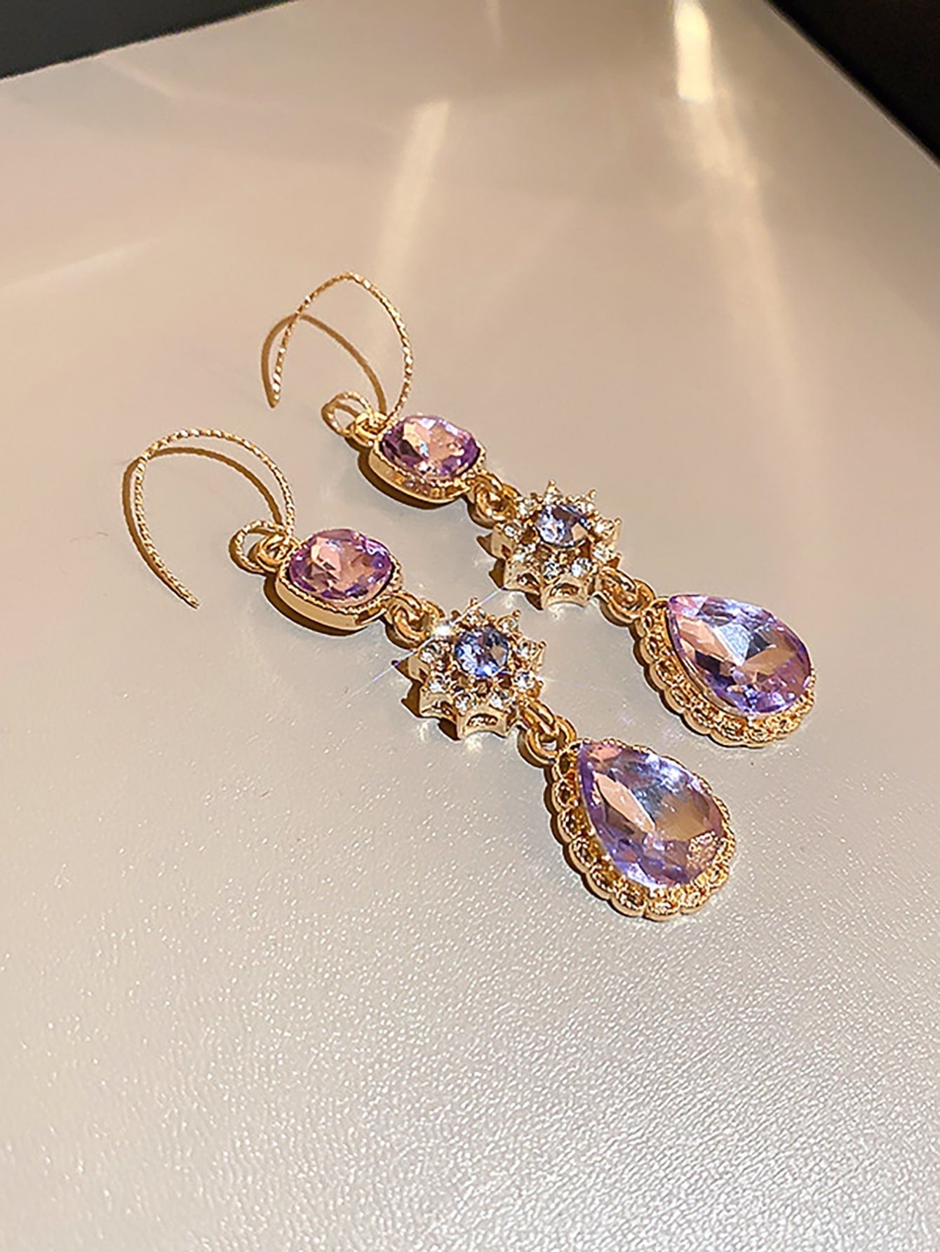 1Pair French Style Long Teardrop Shape Emerald & Crystal Stud Earrings for Women, Party
