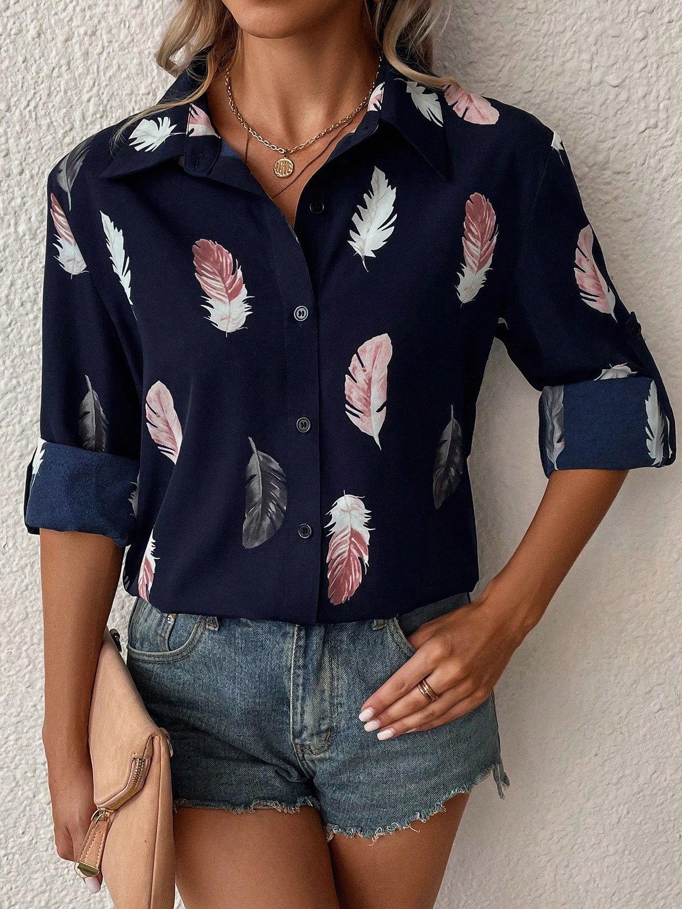 SHEIN Frenchy Feather Print Curved Hem Shirt