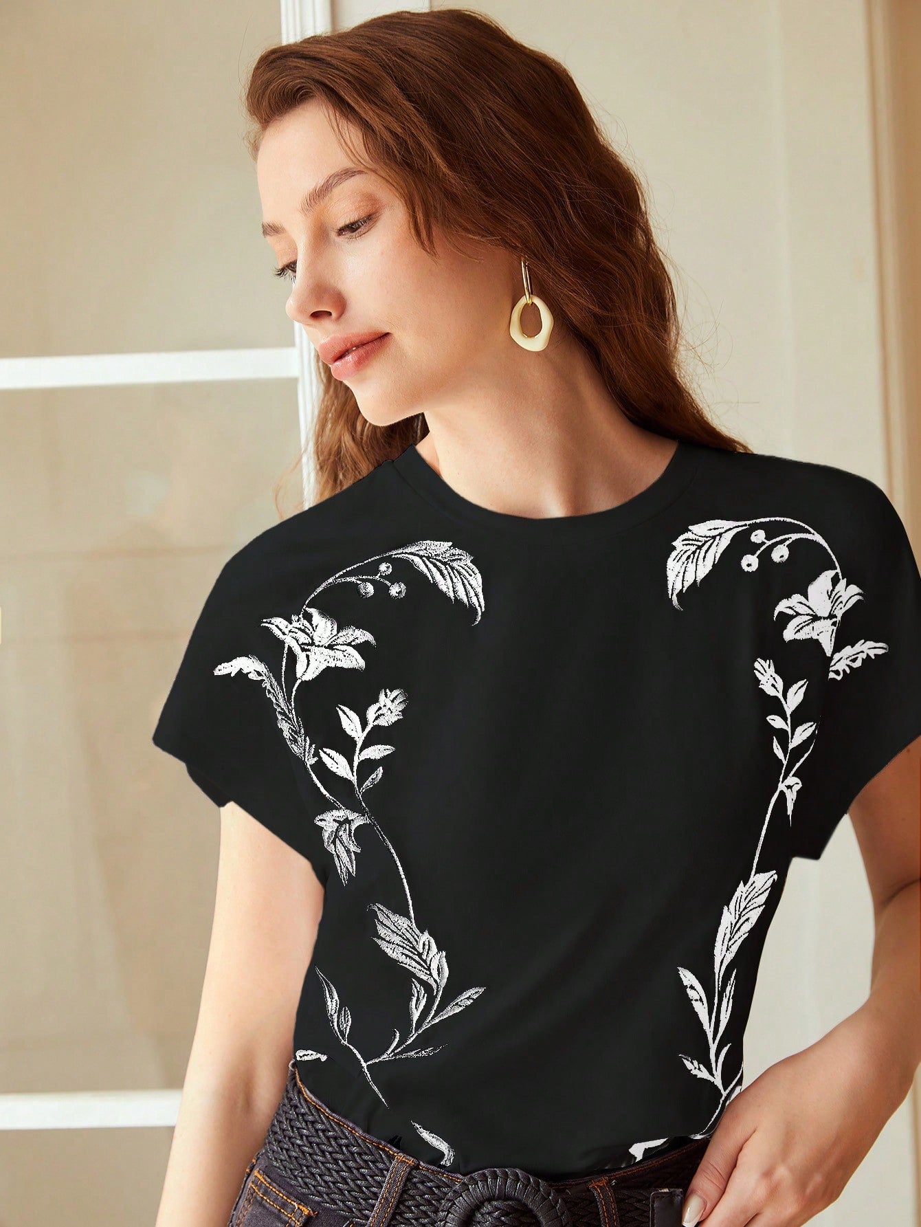 MOTF PREMIUM FLORAL PRINT BAT-WING SLEEVE TEE