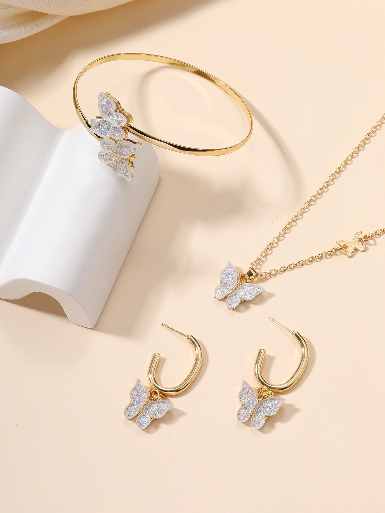 4Pcs Butterfly Decor Jewelry Set