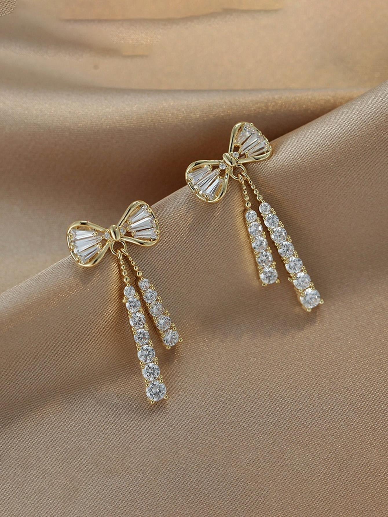 1Pair Fashion Zinc Alloy Rhinestone Bow Drop Earrings for Women for Daily Decoration