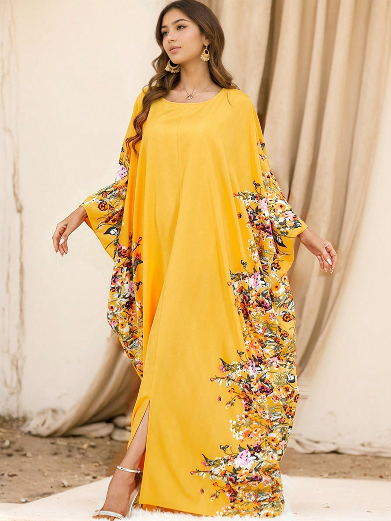 Yellow Batwing Sleeve Loose Floral Arabic Dress