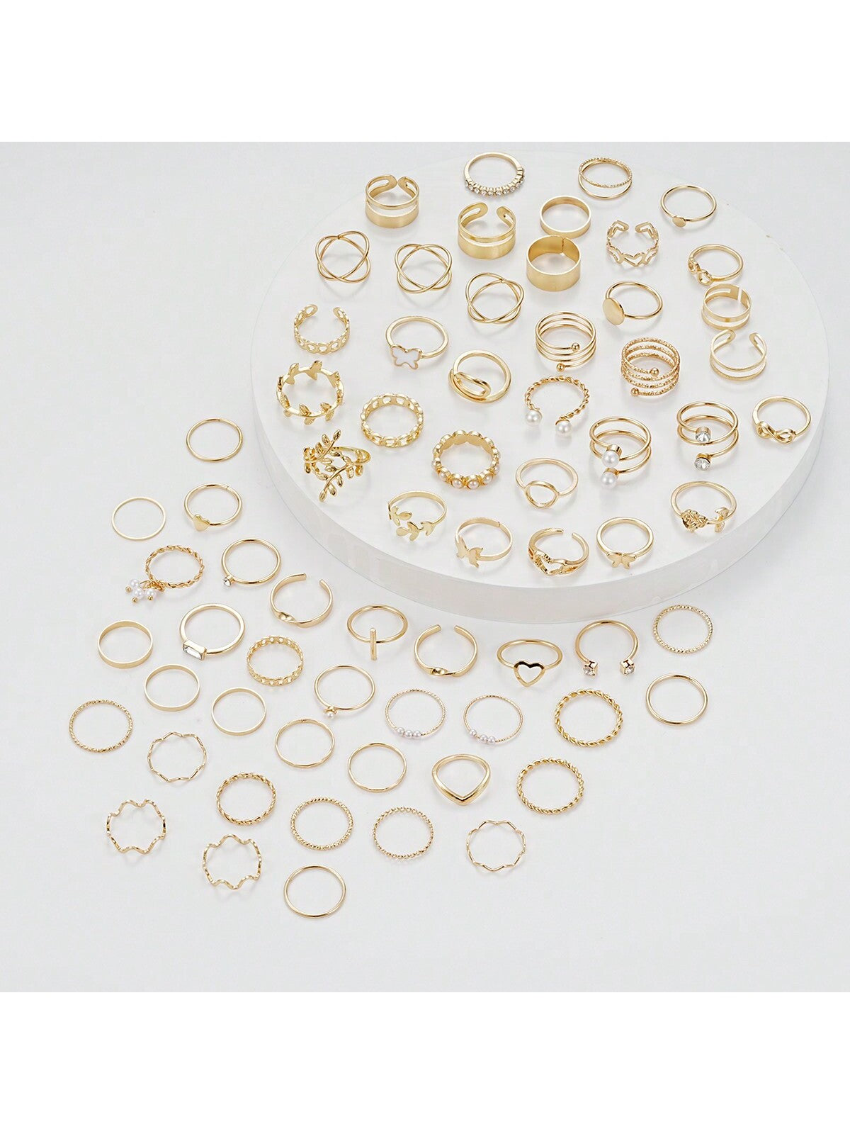 66Pcs Simple Butterfly, Heart and Faux Pearl Rings Set for Women, Suitable for Vacation, Dating, Daily Wear (Without Box)
