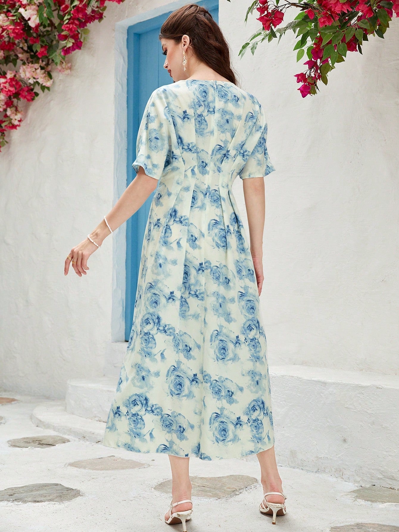 SHEIN Mulvari Floral Print Batwing Sleeve Belted Dress