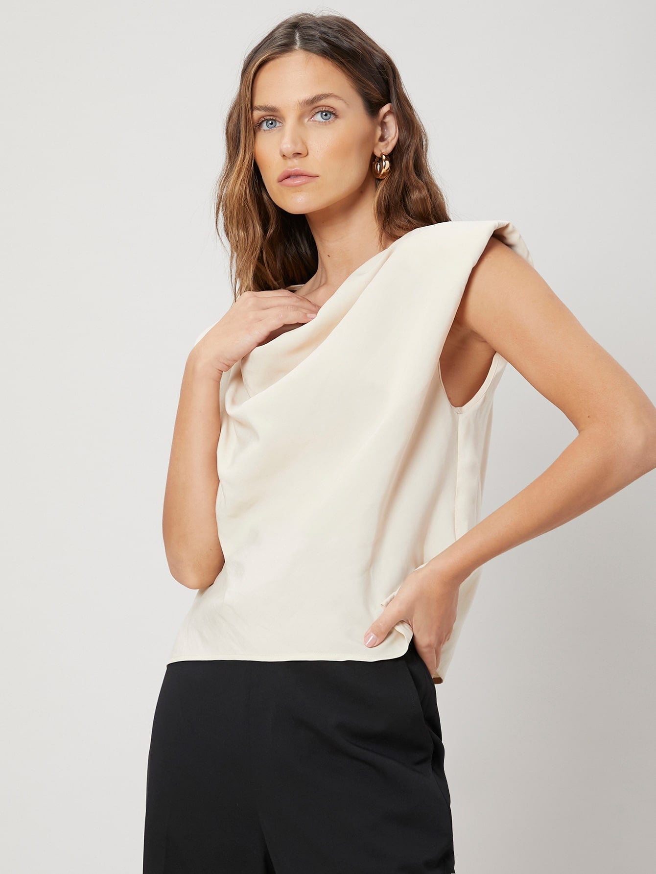 MOTF PREMIUM VISCOSE DRAPED SHOULDER PAD TOP