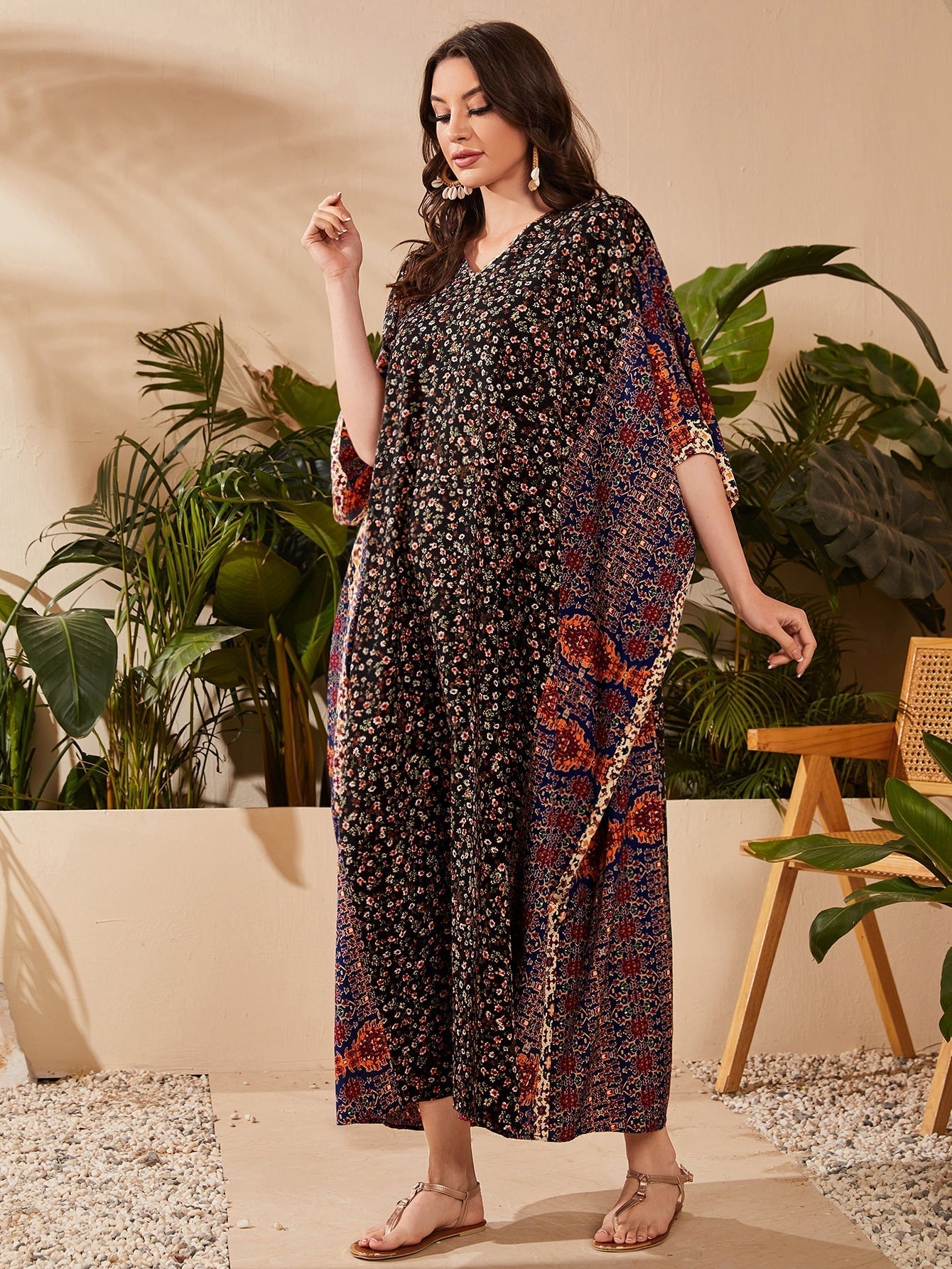 SHEIN Najma V-Neck Batwing Sleeve Ditsy Floral Kaftan