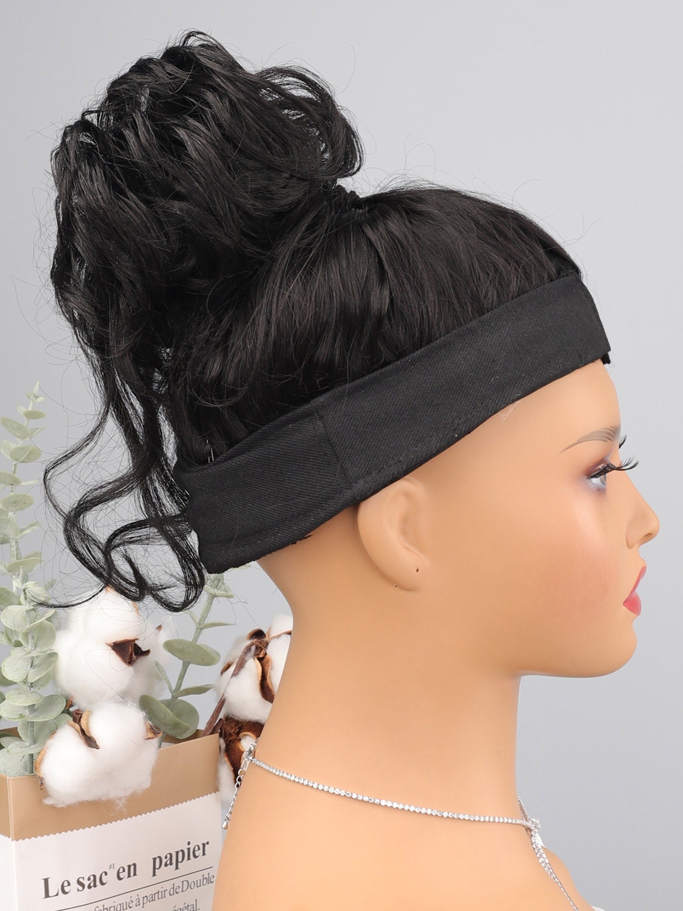 Synthetic Messy Curly Claw Hair Bun Chignon Hair Extensions Scrunchy Fake False Black Hair with Tail for Women Hairpieces
