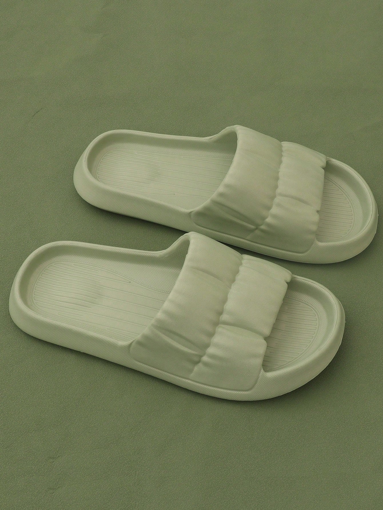 Thickened Eva Slippers for Women, Soft, Lightweight, Cartoon Couple Cute Indoor Slippers, Summer