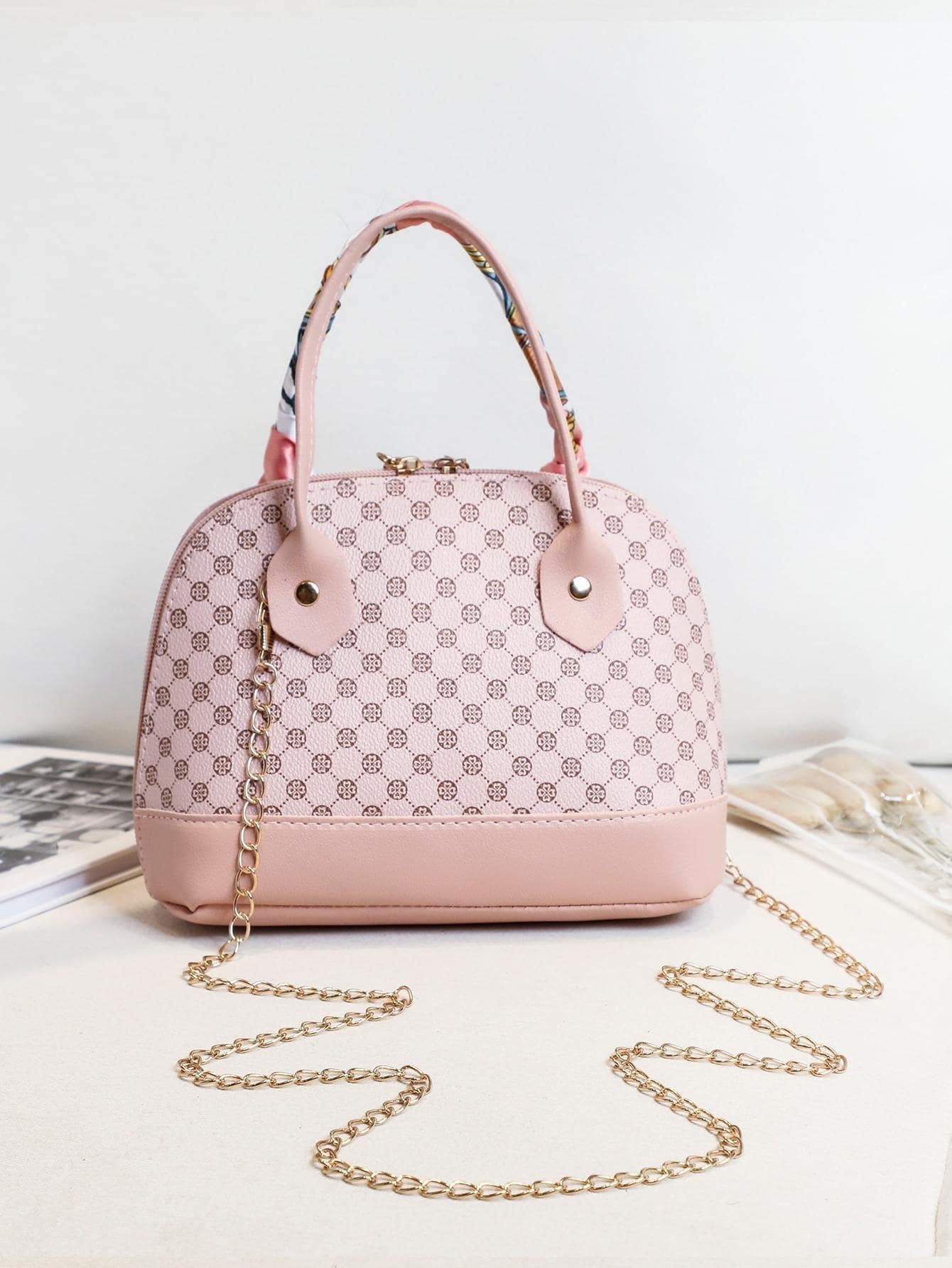 1Pc Mini Minimalist Geometric Pattern Coffee Scarf Handle Chain Crossbody Shell Bag