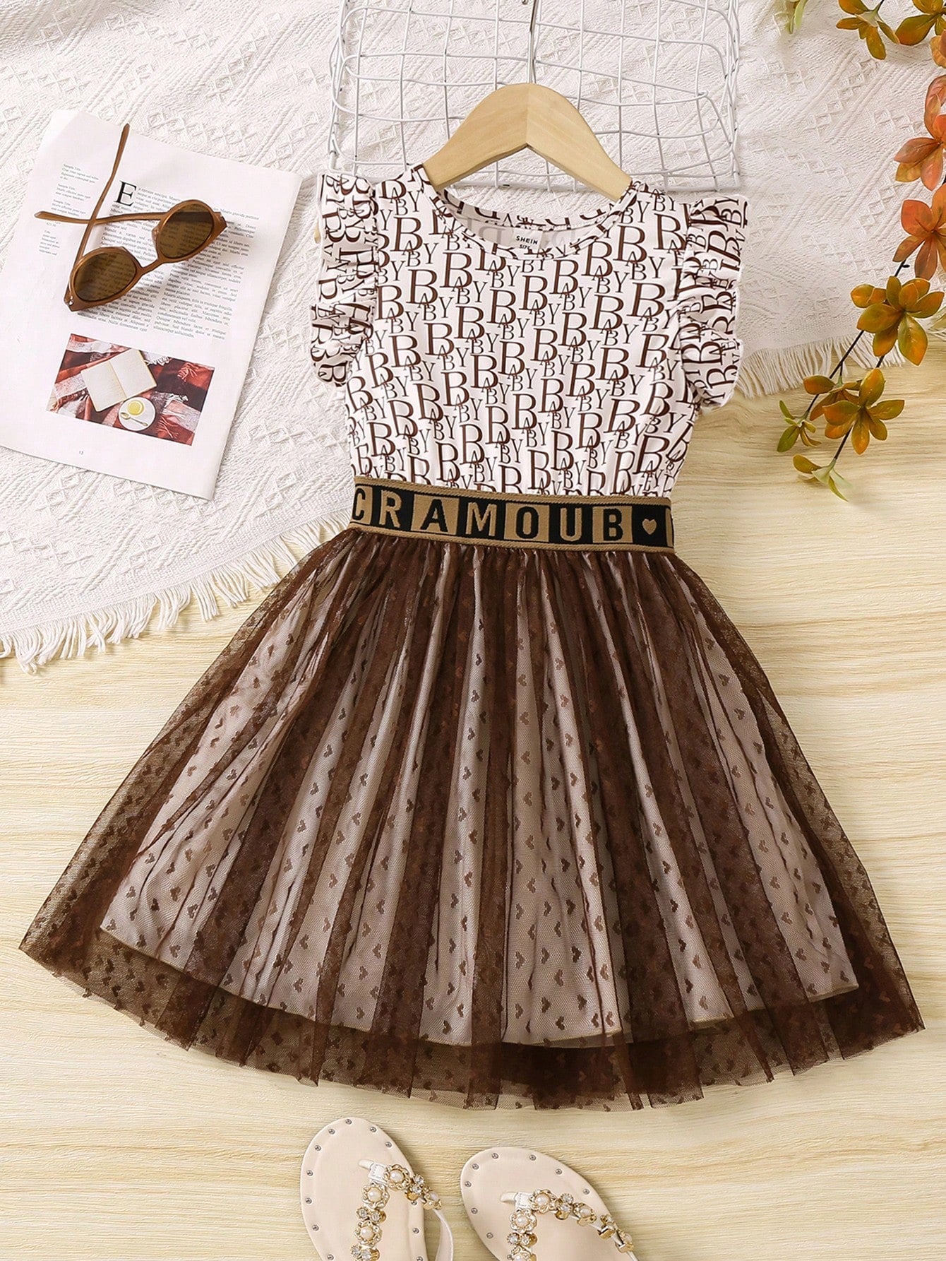 SHEIN Kids EVRYDAY Young Girls' Princess Style, Romantic & Elegant Mesh Dress with Letter Print