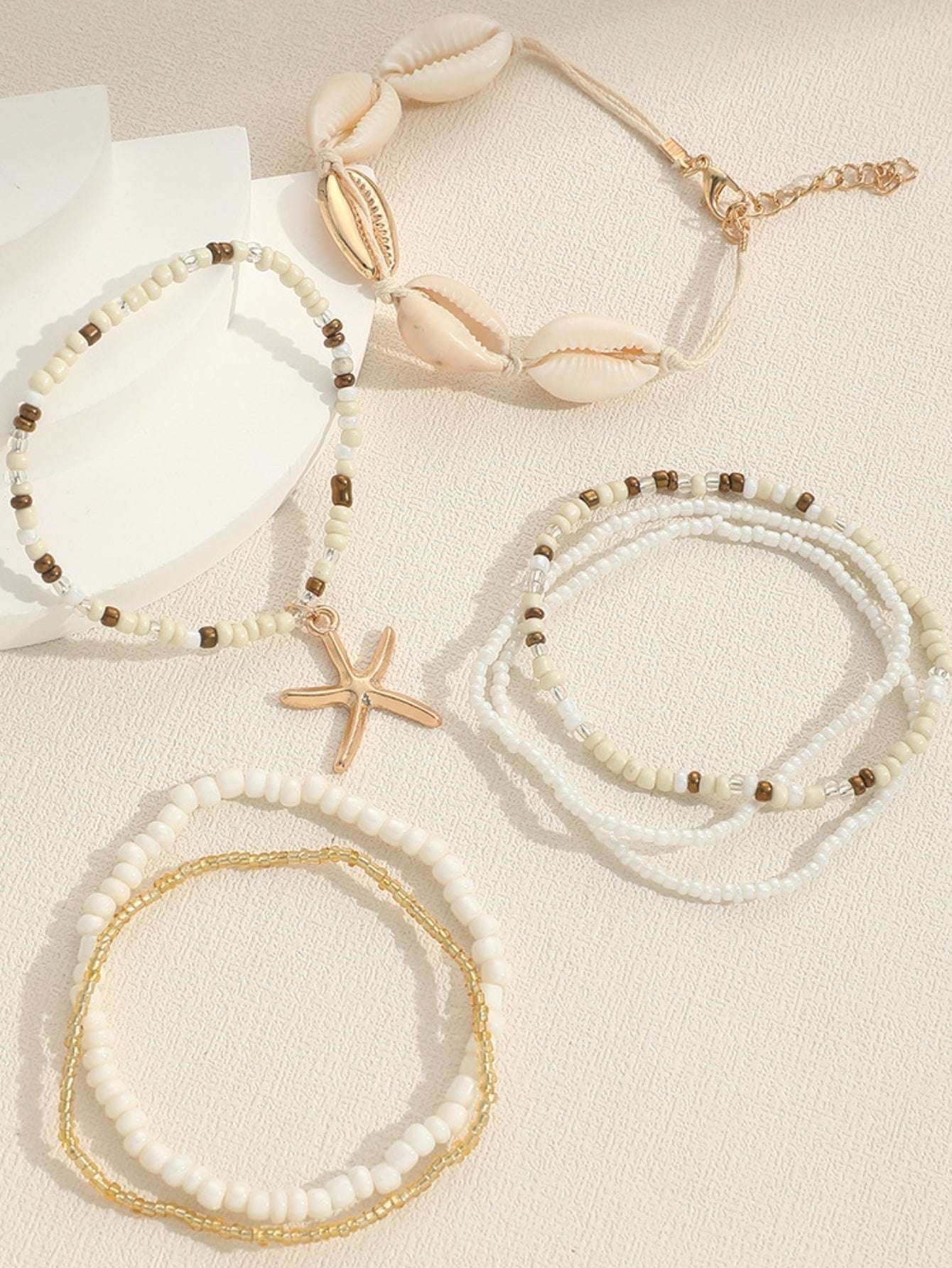 7Pcs Bohemian Style Beaded Bracelet Set with Conch Shell and Starfish Pendant for Women
