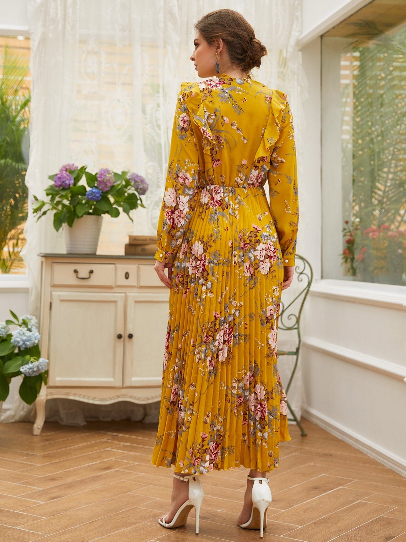 SHEIN Mulvari Tie Neck Allover Floral A-Line Dress