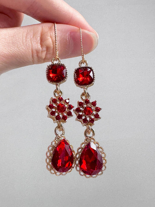 2Pcs Rhinestone Water Drop Earrings