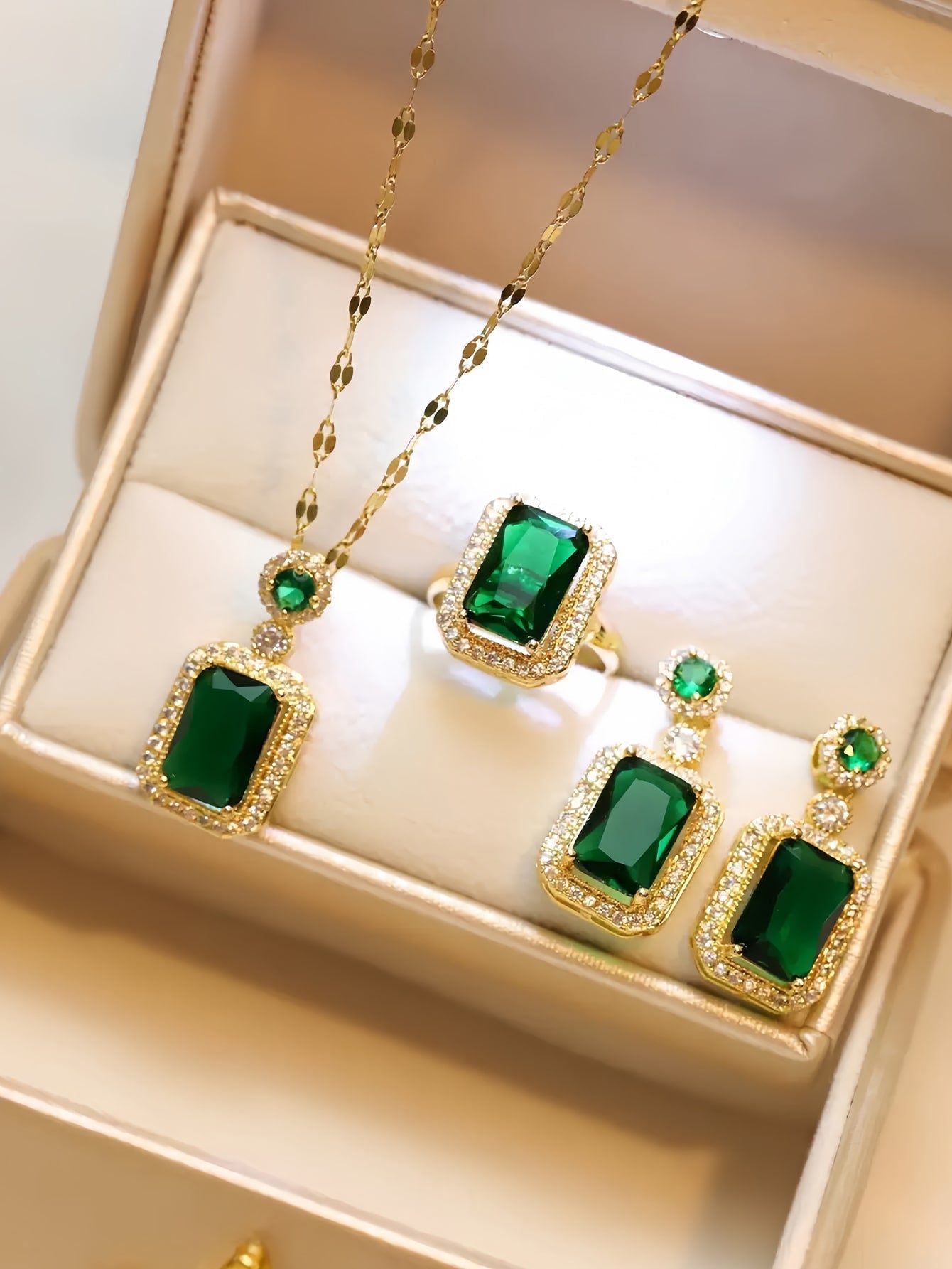 4Pcs Women'S Deluxe Square Shaped Jewelry Set with Rhinestone Decoration, Including 1 Necklace, 2 Earrings and 1 Ring, Suitable for Various Occasions Such as Daily Wear and Parties, Best Gift Choice