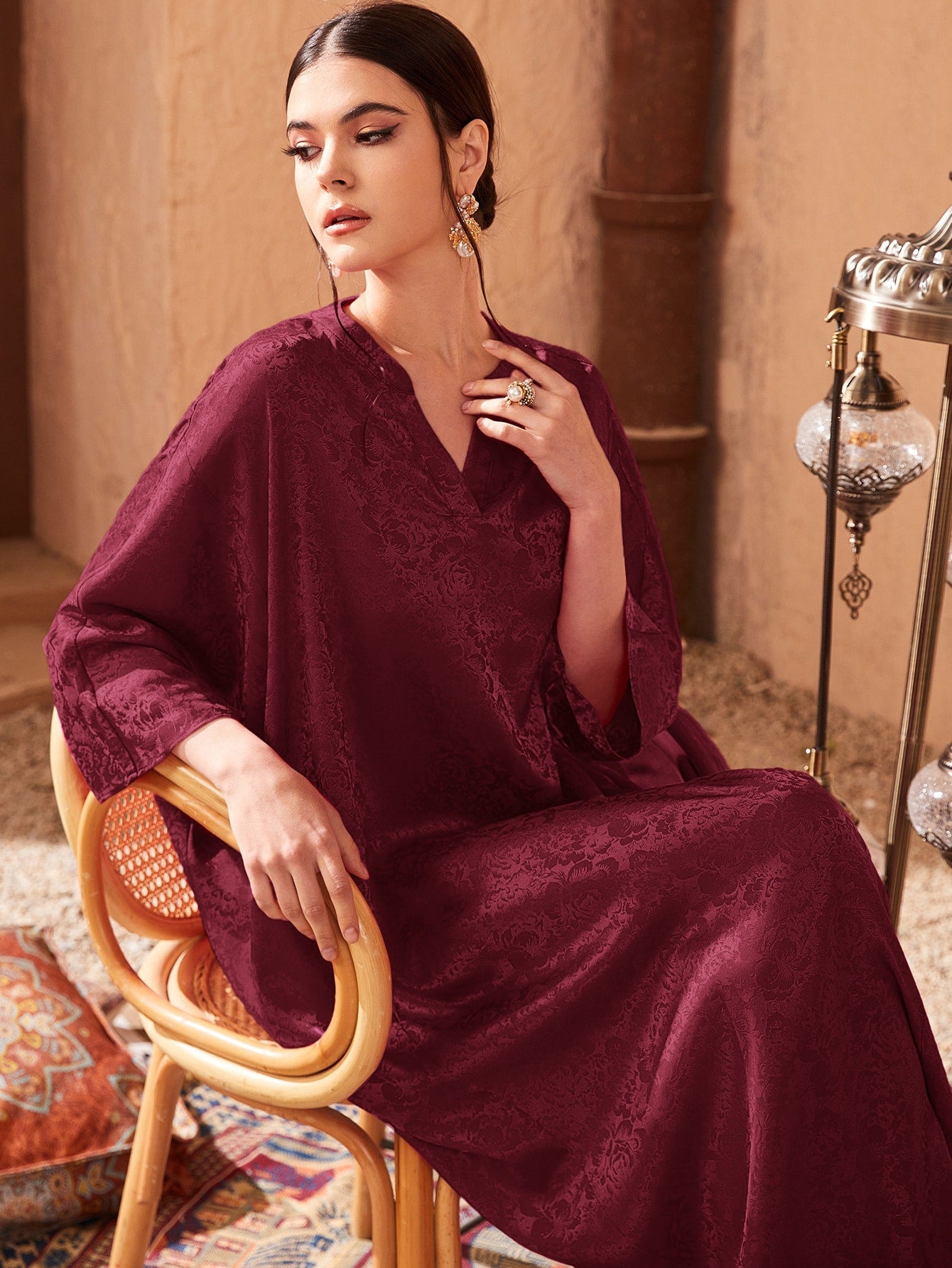SHEIN Najma Jacquard Notched Neck Batwing Sleeve Kaftan
