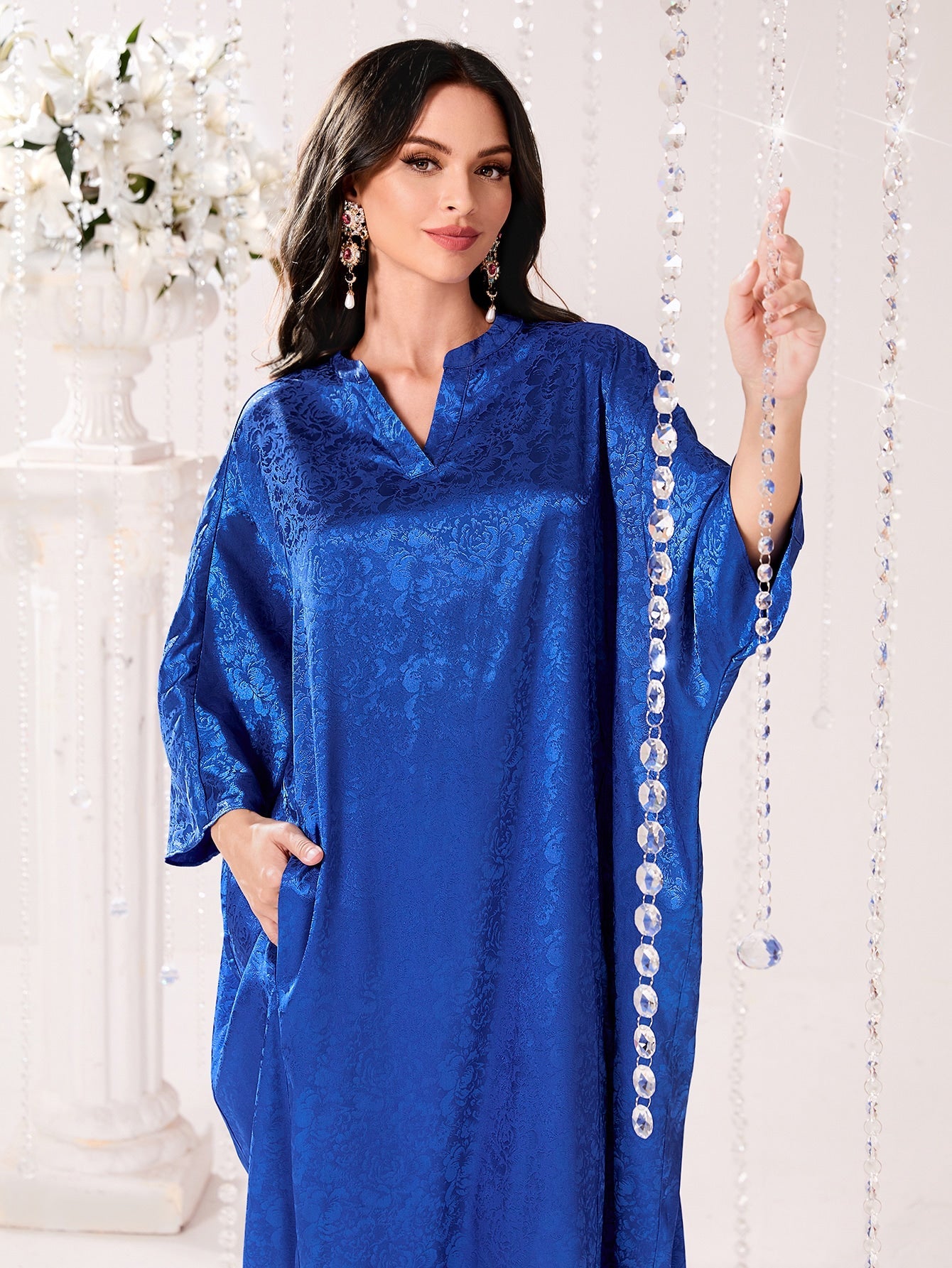 SHEIN Najma Jacquard Notched Batwing Sleeve Kaftan