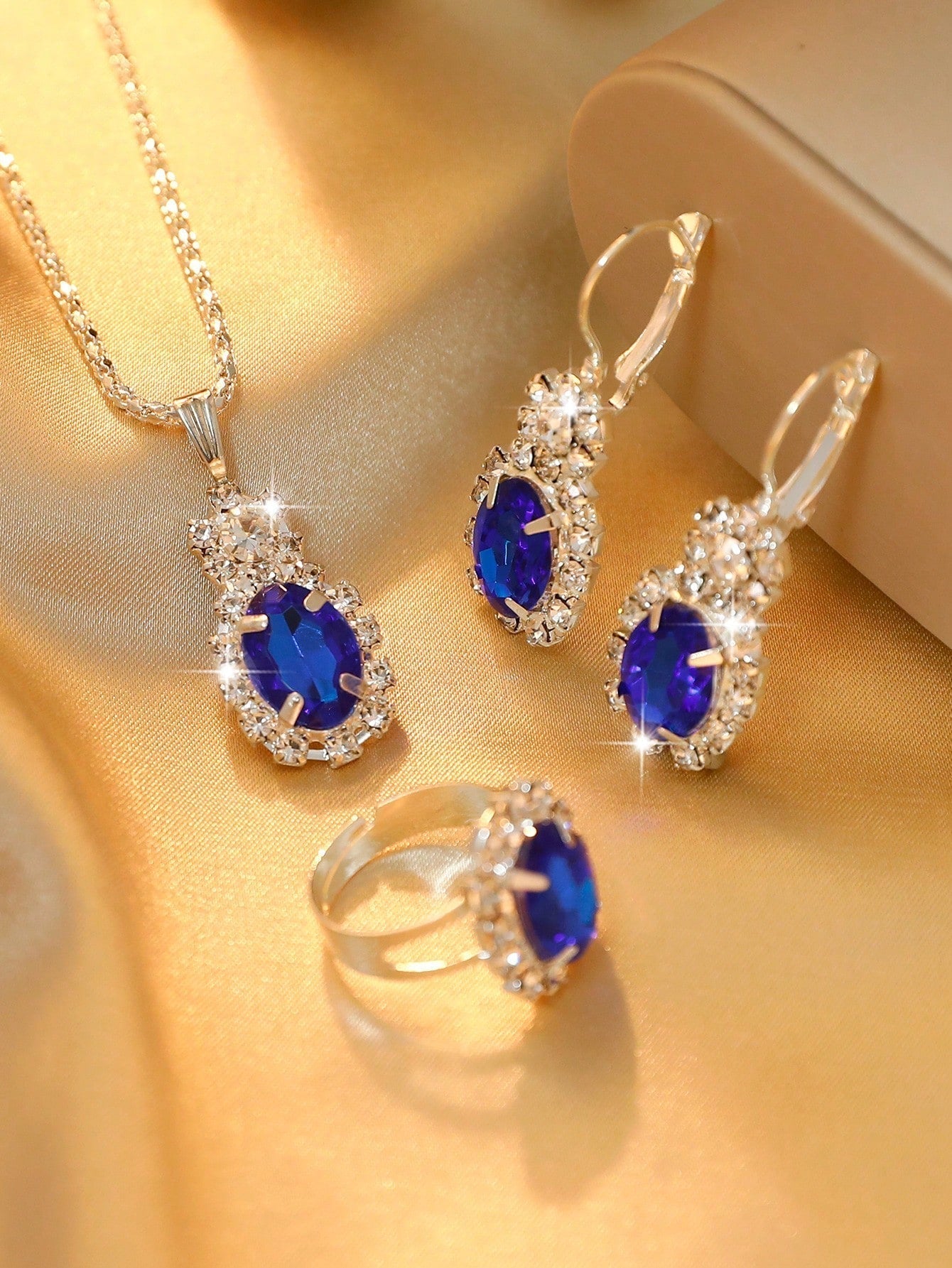 4Pcs/Set Women'S Teardrop Blue Gemstone Inlaid Full Rhinestone Ring, Pendant, Earrings, Necklace