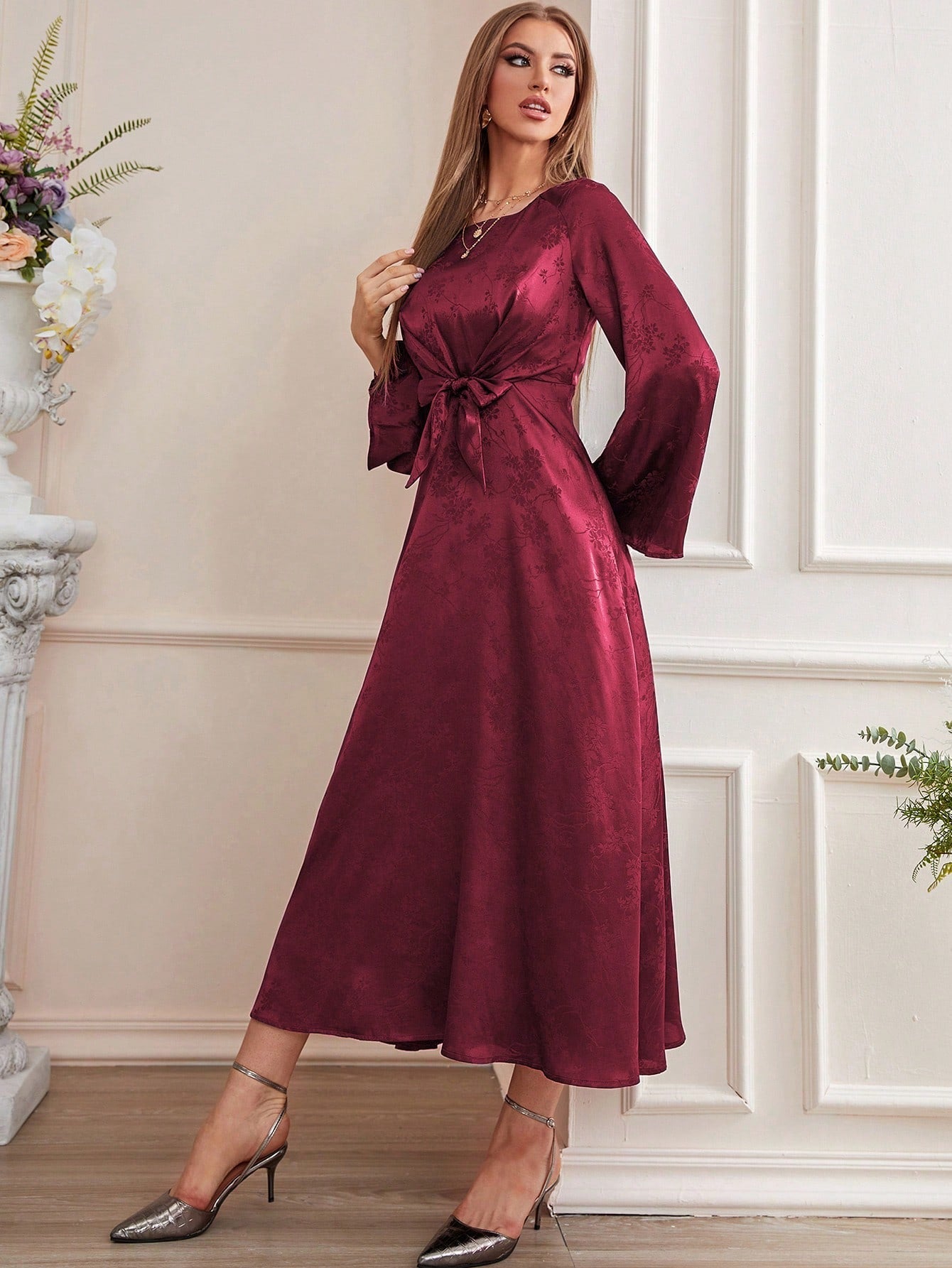 SHEIN Modely Floral Jacquard Flounce Sleeve Belted Dress