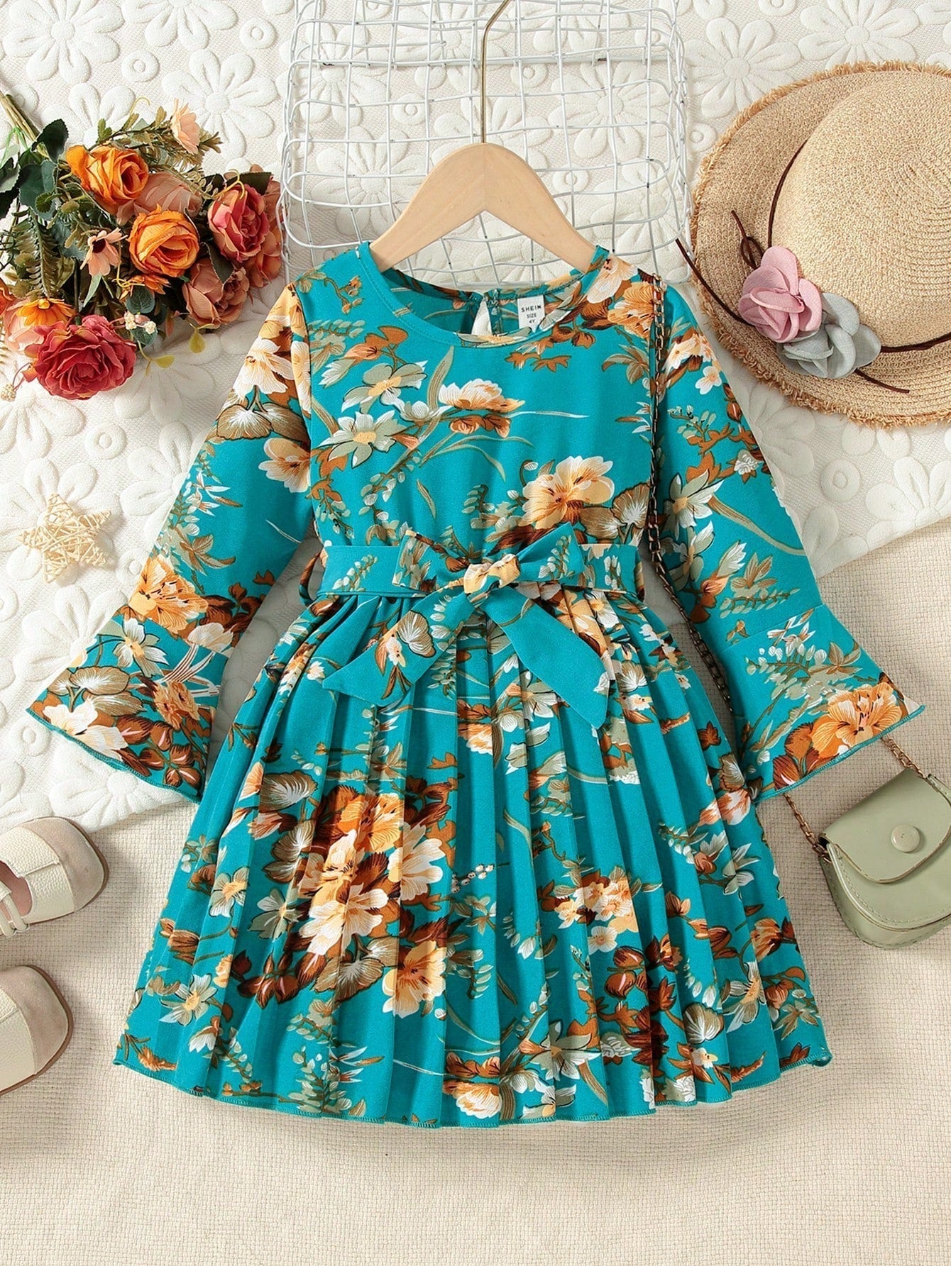 SHEIN Kids CHARMNG Young Girl Floral Print Flare Sleeve Belted Dress