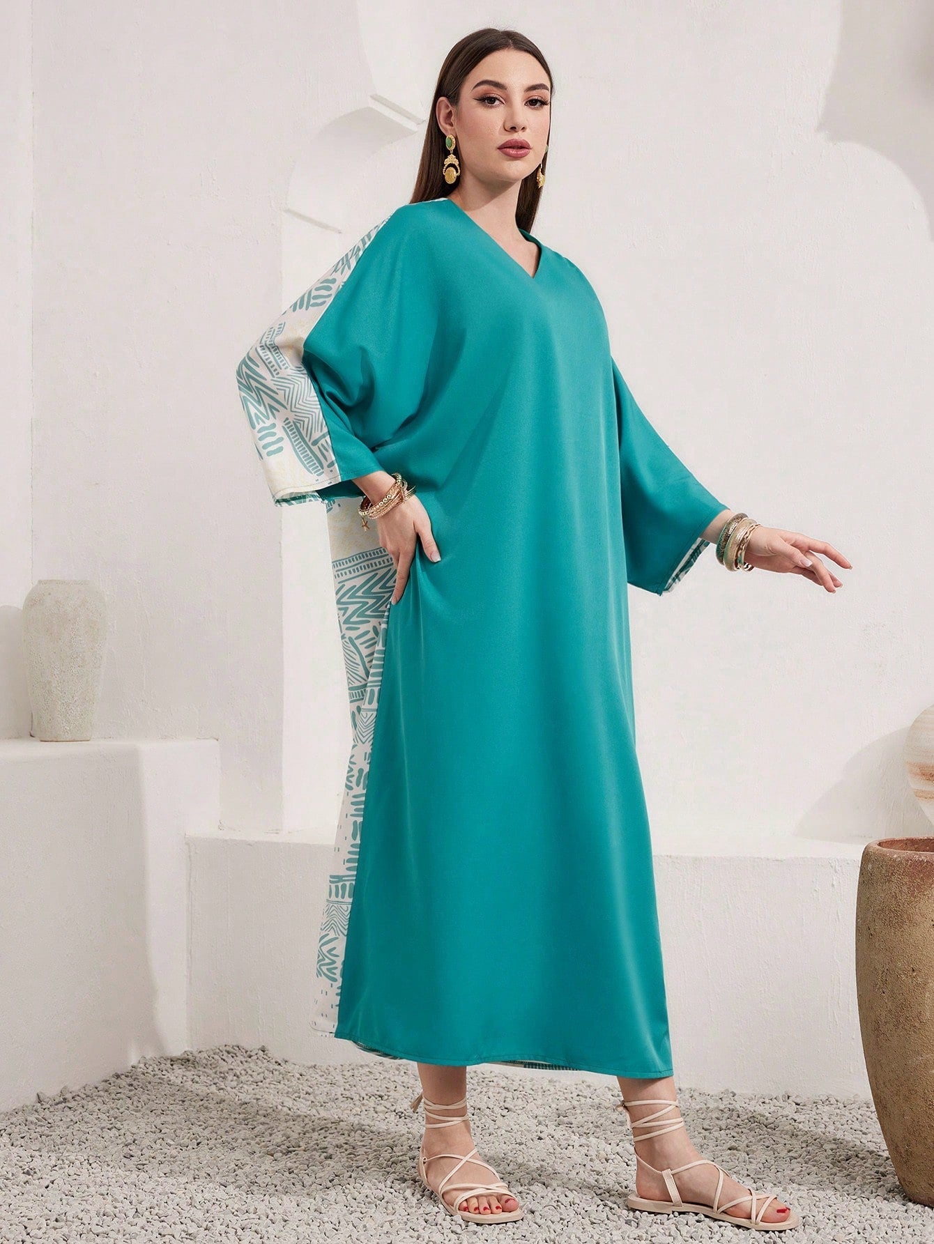 SHEIN Najma V-Neck Long Sleeve Kaftan