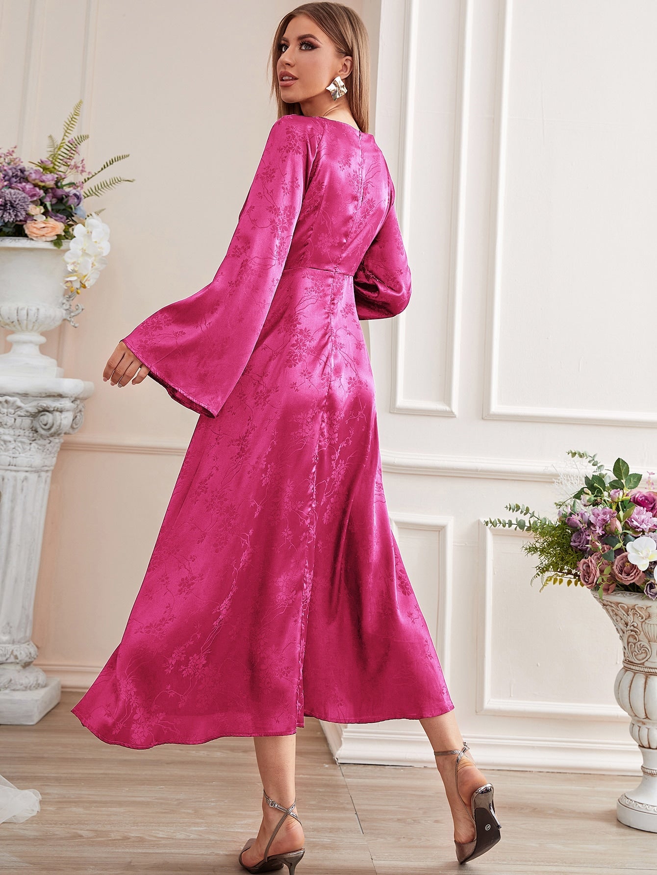 SHEIN Modely Floral Jacquard Lantern Sleeve Satin Dress