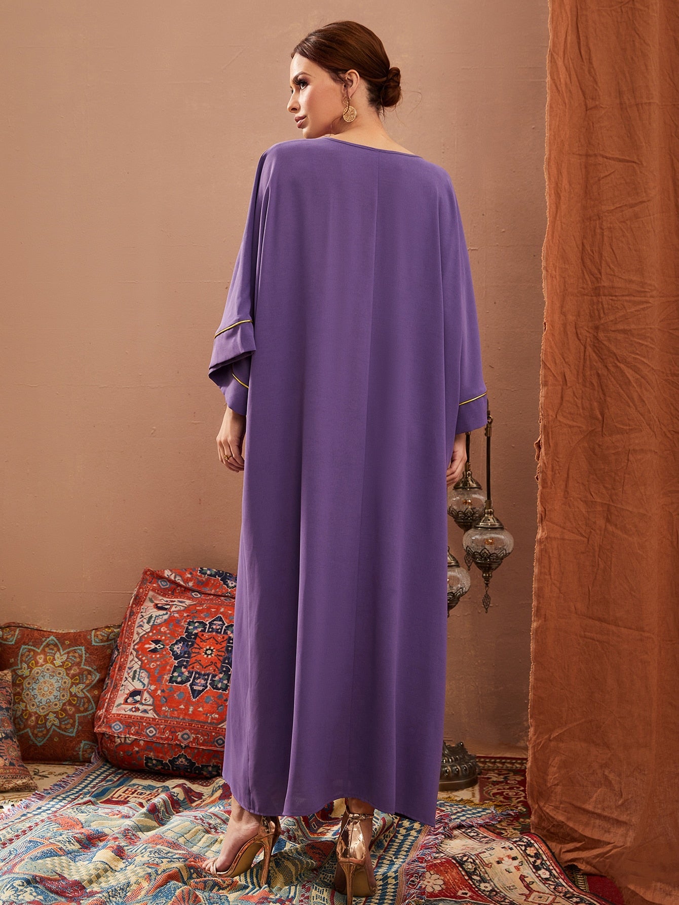 SHEIN Najma Contrast Embroidery Notched Collar Kaftan Dress