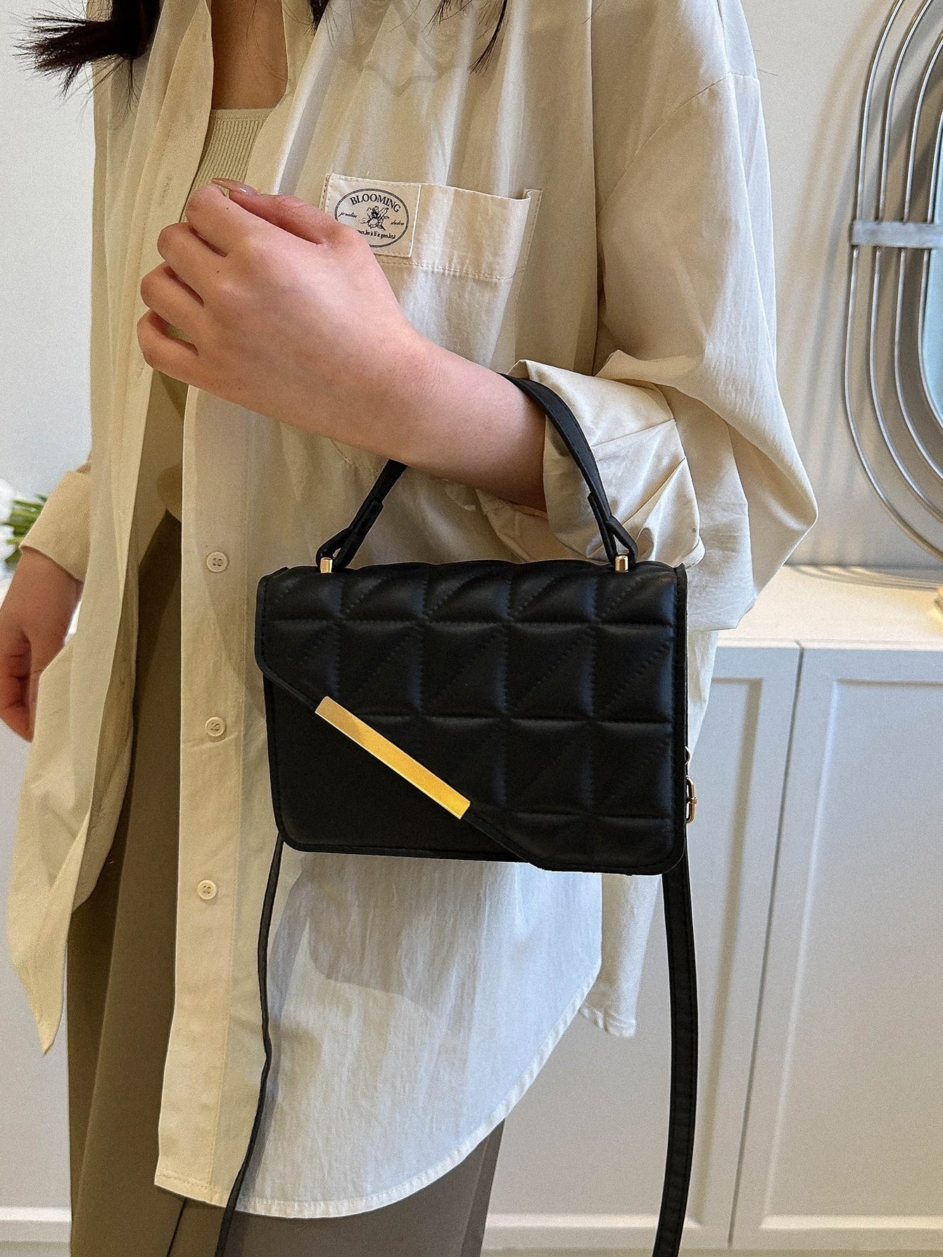 Exquisite,Elegant Portable Mini Stylish Flap Top Handle Bag with Adjustable Shoulder Strap for Female,For Lady Best Personalized Gifts for Women, Mom & Girlfriends