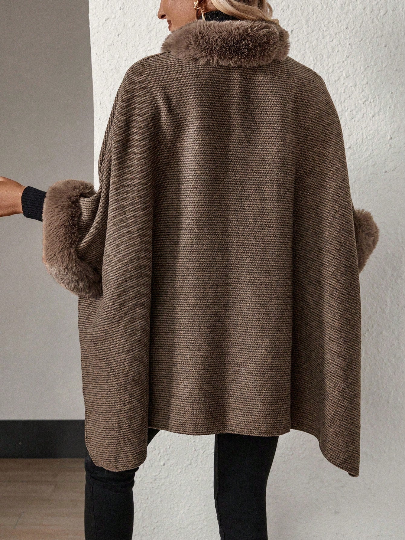 SHEIN Essnce Fuzzy Trim Batwing Sleeve Cape Cardigan