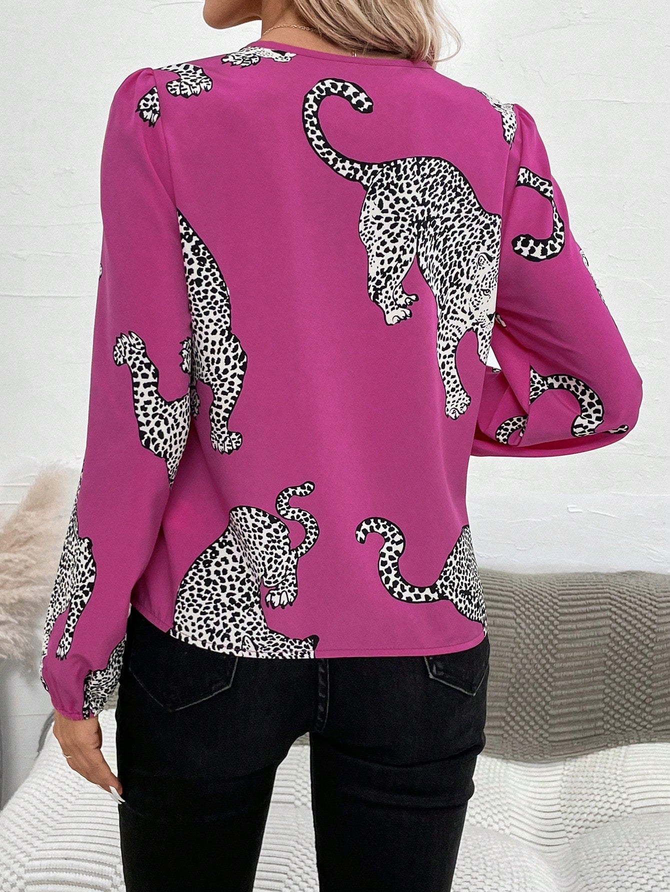 SHEIN Frenchy Leopard Print Notched Neckline Lantern Sleeve Blouse