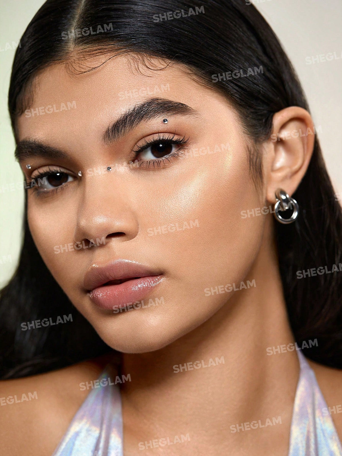 SHEGLAM Chroma-Glow Bloom Liquid Highlighter-Solar Flare Color Changing Gel Cream Multichrome Highlighter High-Shine Finish Long Wear Brightening Non-Caking Glow Highlighter Makeup Black Friday Winter Trending Y2K Gifts Highlighter