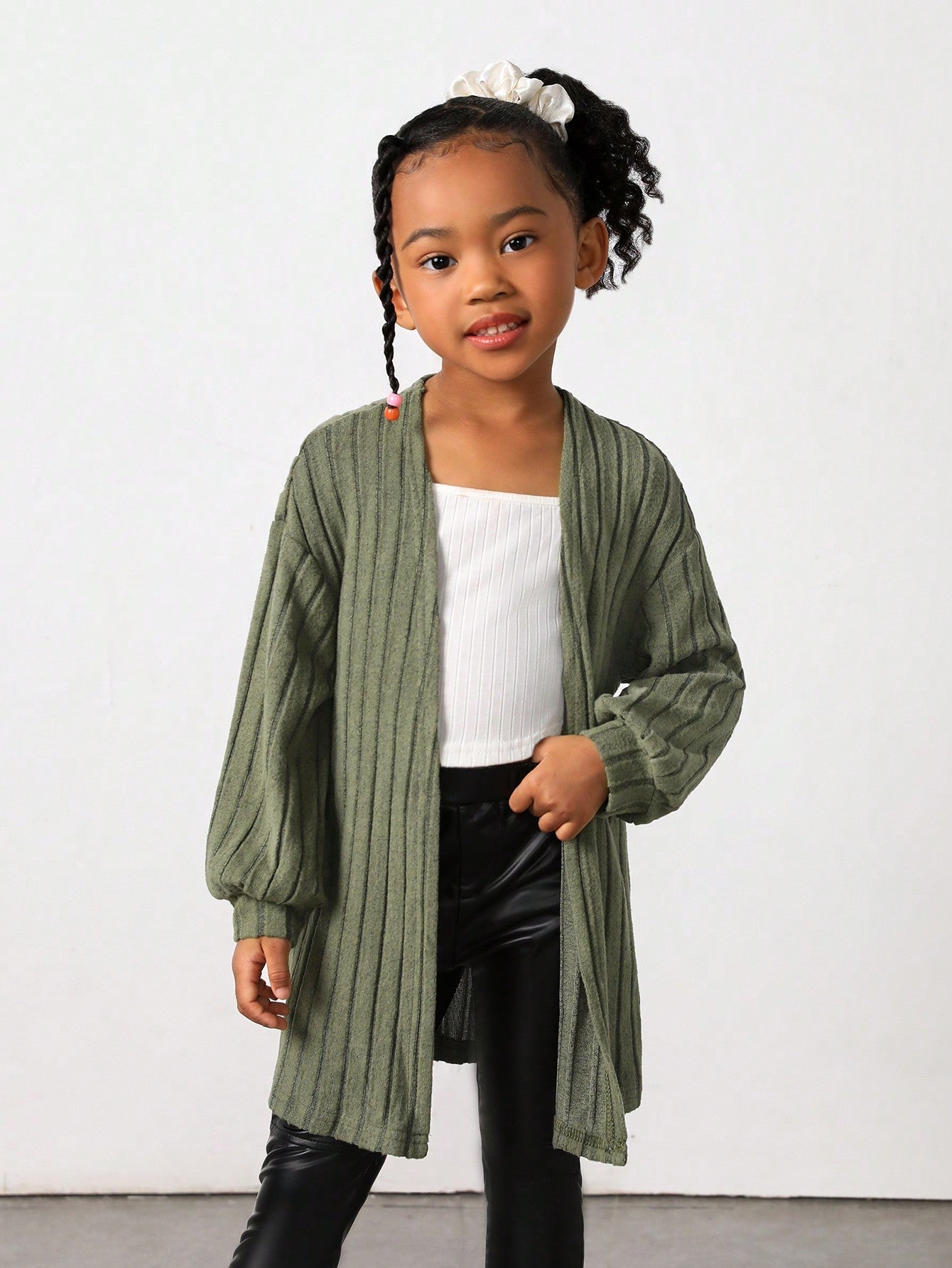 SHEIN Kids Cooltwn Little Girls' Lantern Sleeve Ribbed Knit Cardigan