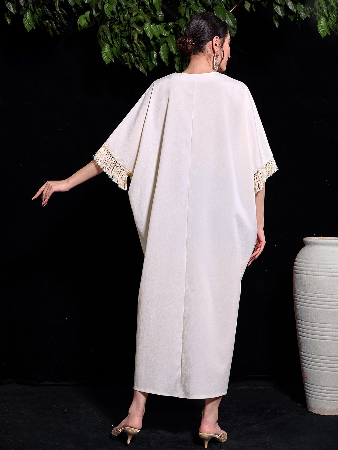 SHEIN Najma Fringe Trim Batwing Sleeve Split Hem Kaftan