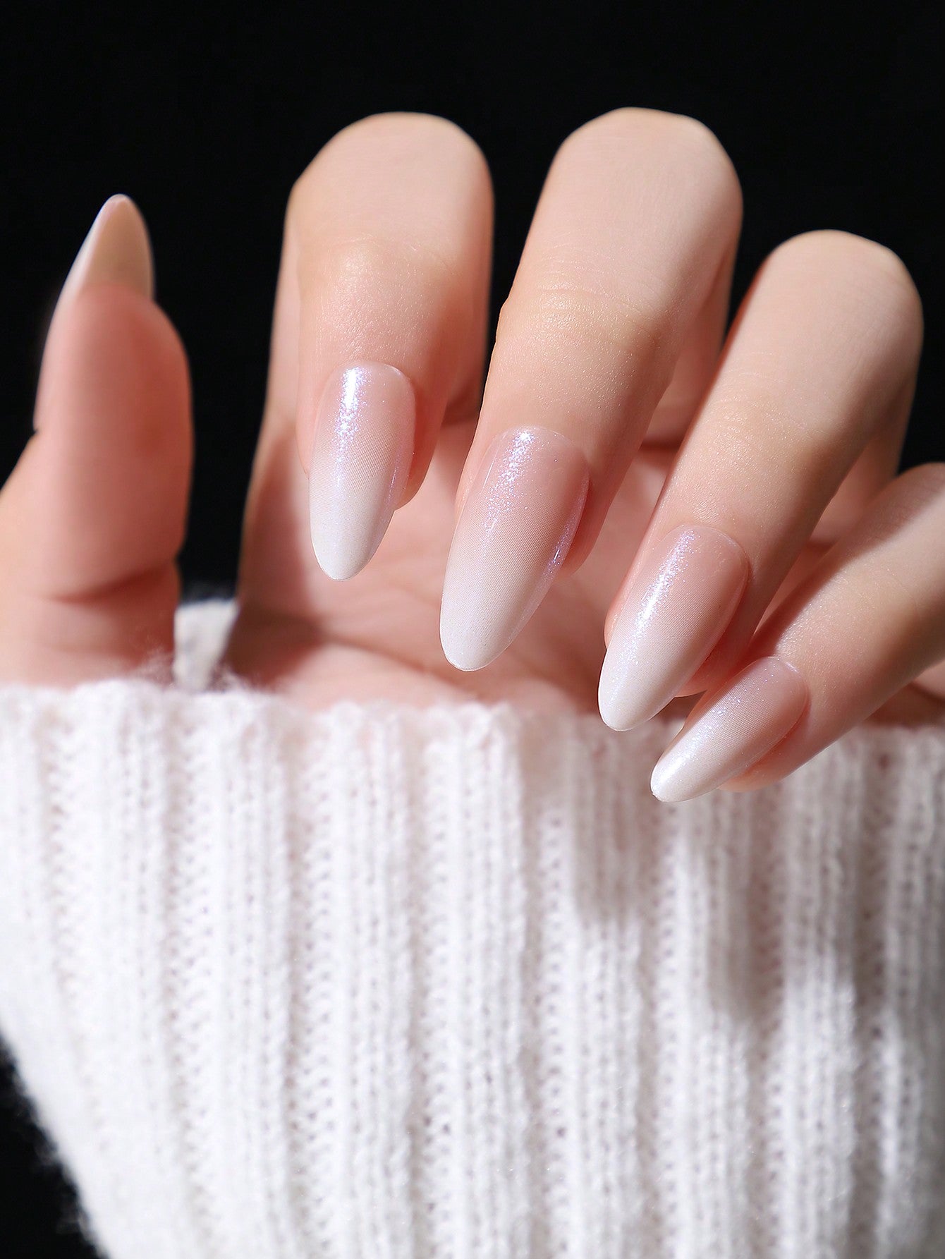 30Pcs Short Almond Shaped Soft & Simple Gradual Change Nude Glitter Nail Chips with 1Pc Buffer and 1Pc Jelly Glue