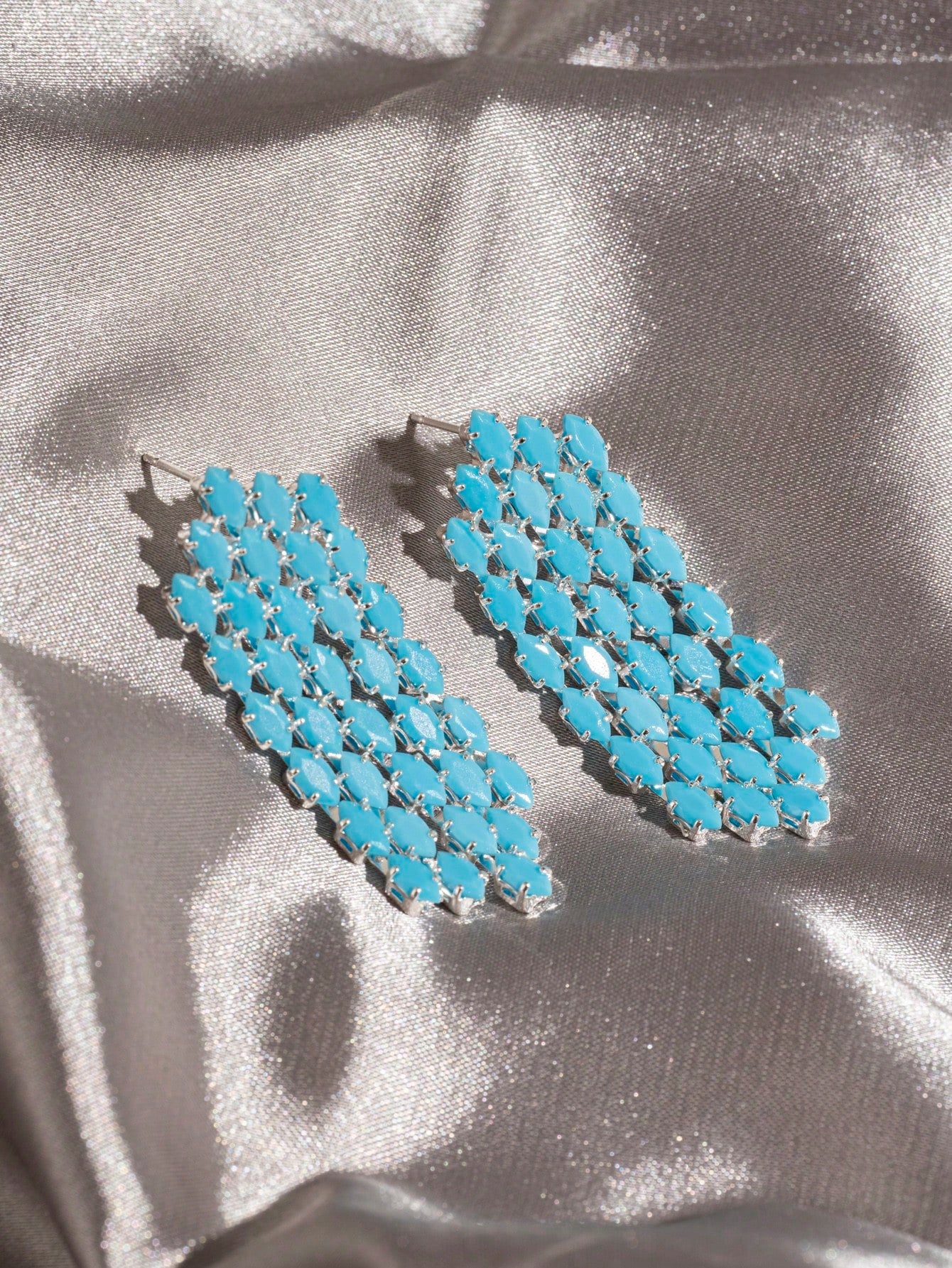 1Pair Fashionable Blue Glass Cat'S Eye & Tassel Dangle Earrings Suitable for Daily & Vacation Wear for Women